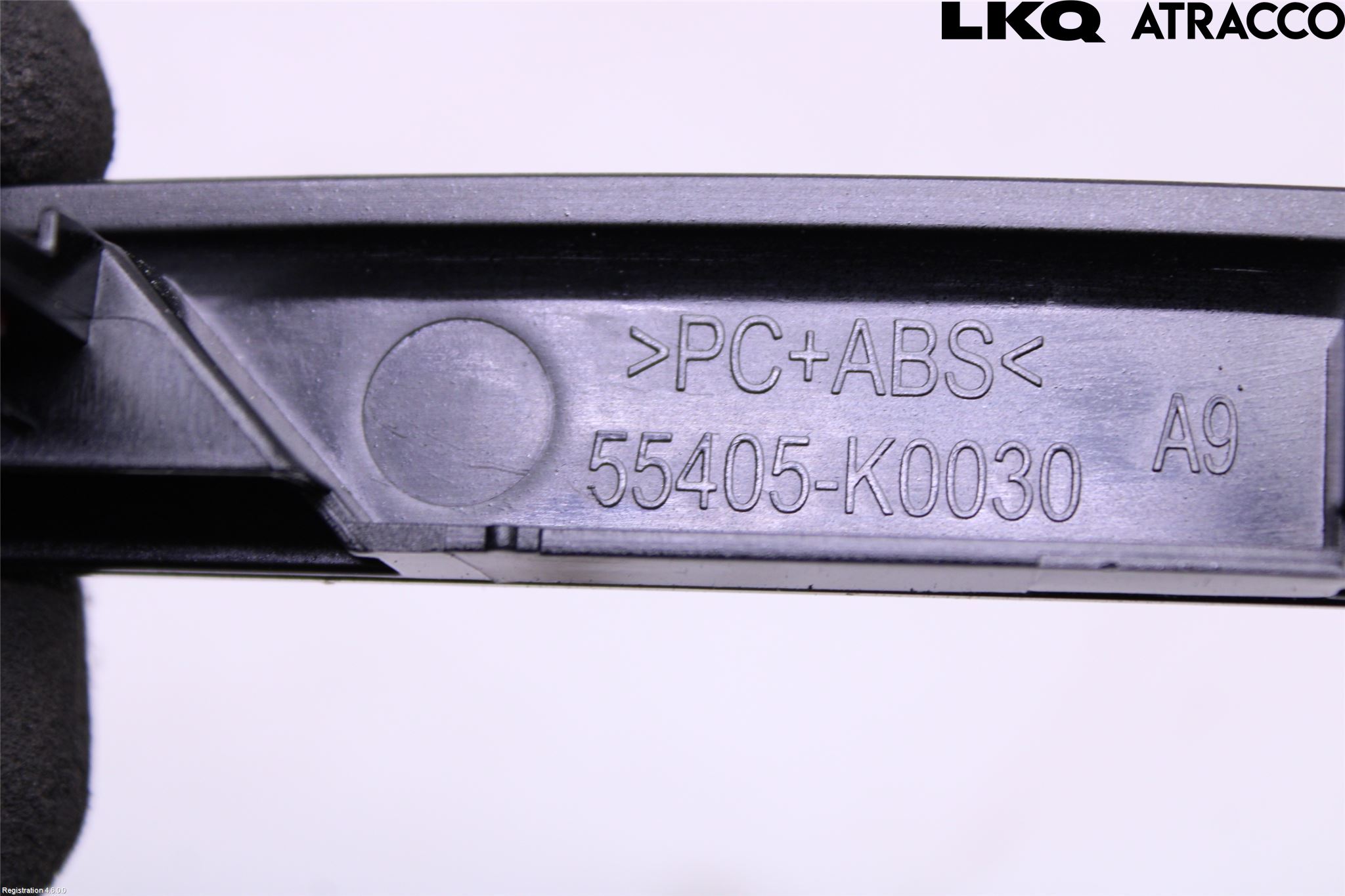 Toyota YARIS CROSS XP21 21- Instrument-Radio Sarg