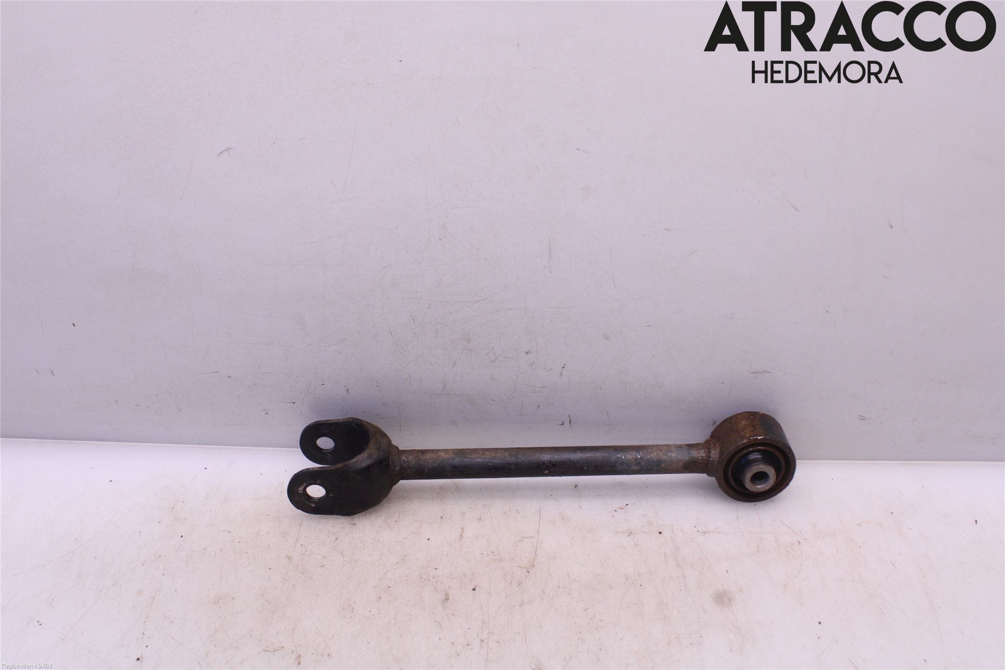 Toyota C-HR 16-23 Bärarm Bak Höger