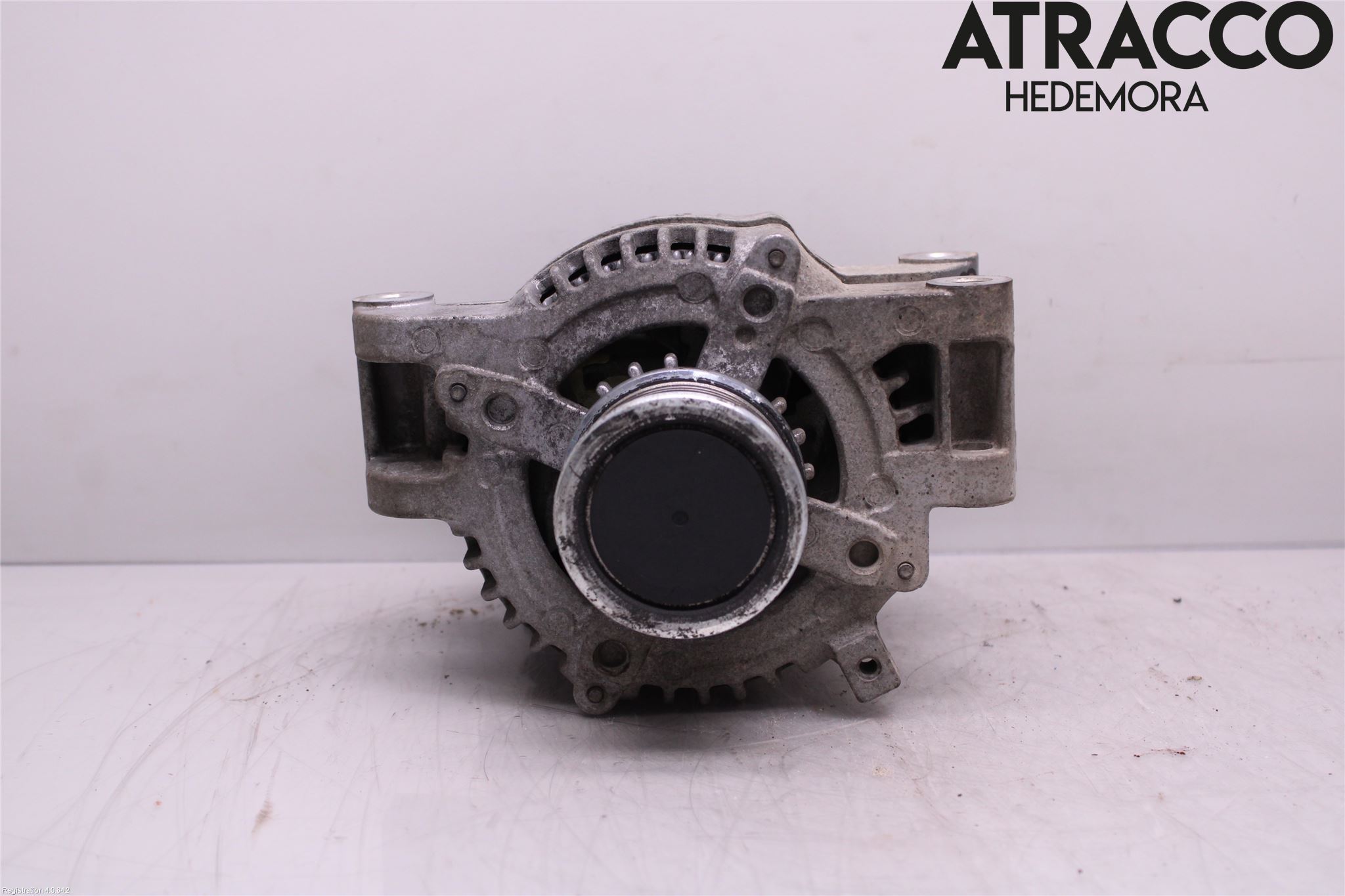 Toyota AVENSIS 09-15 Generator