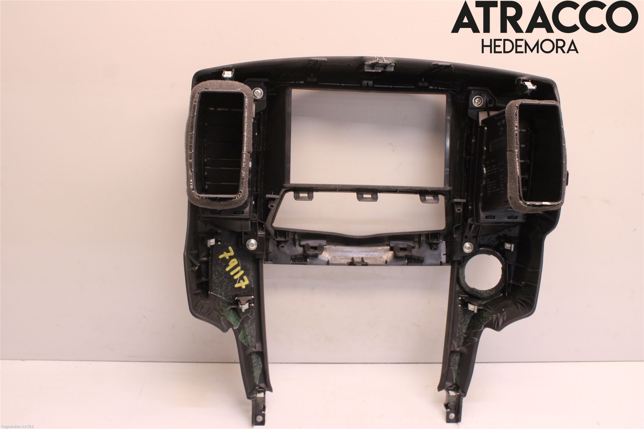 Nissan 370Z Instrumentkonsoll Mitt