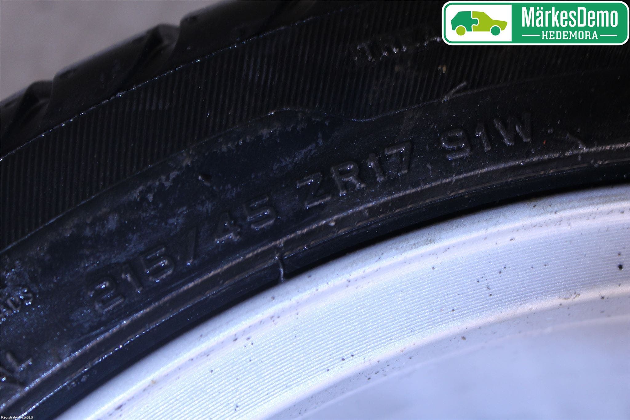 Ford FOCUS     04-07 Sommardäck Med Fälg