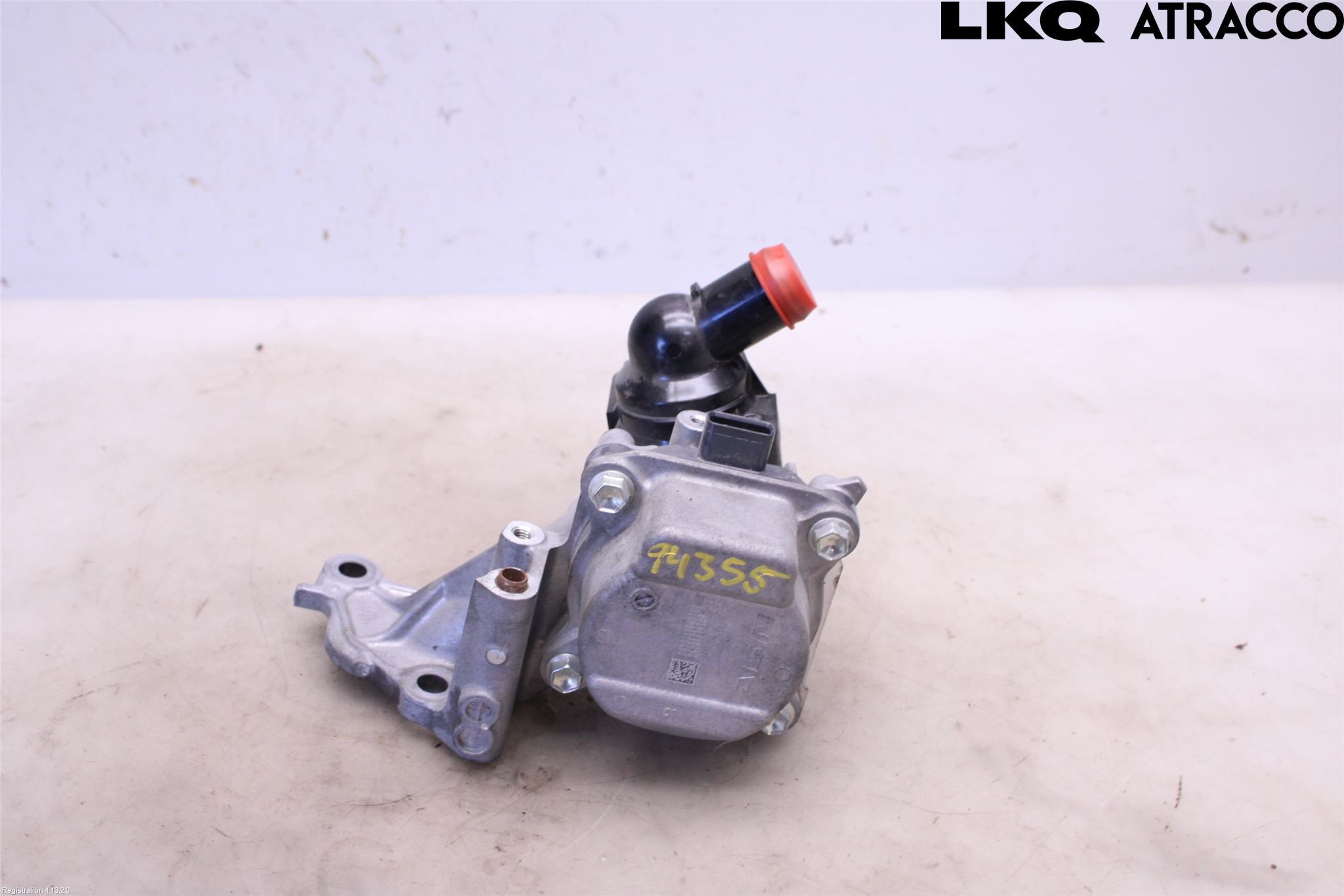 Toyota YARIS XP21 20- Vattenpumpshus-Lock