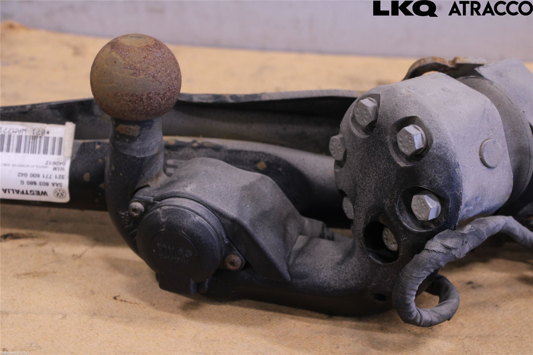 Volkswagen VW PASSAT 11-14 Dragkrok