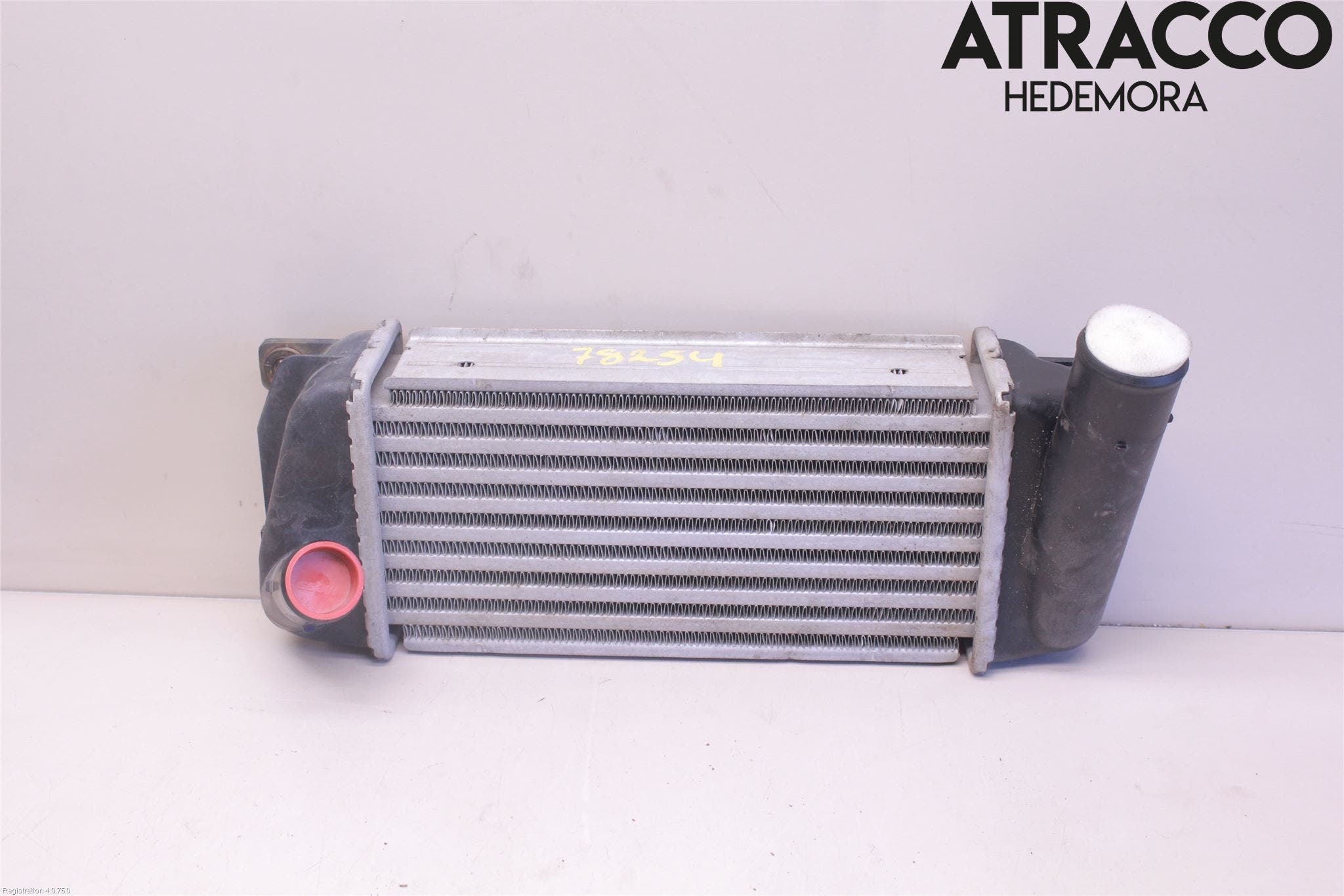 Toyota AURIS 13-19 Laddluft-Intercooler Kyl
