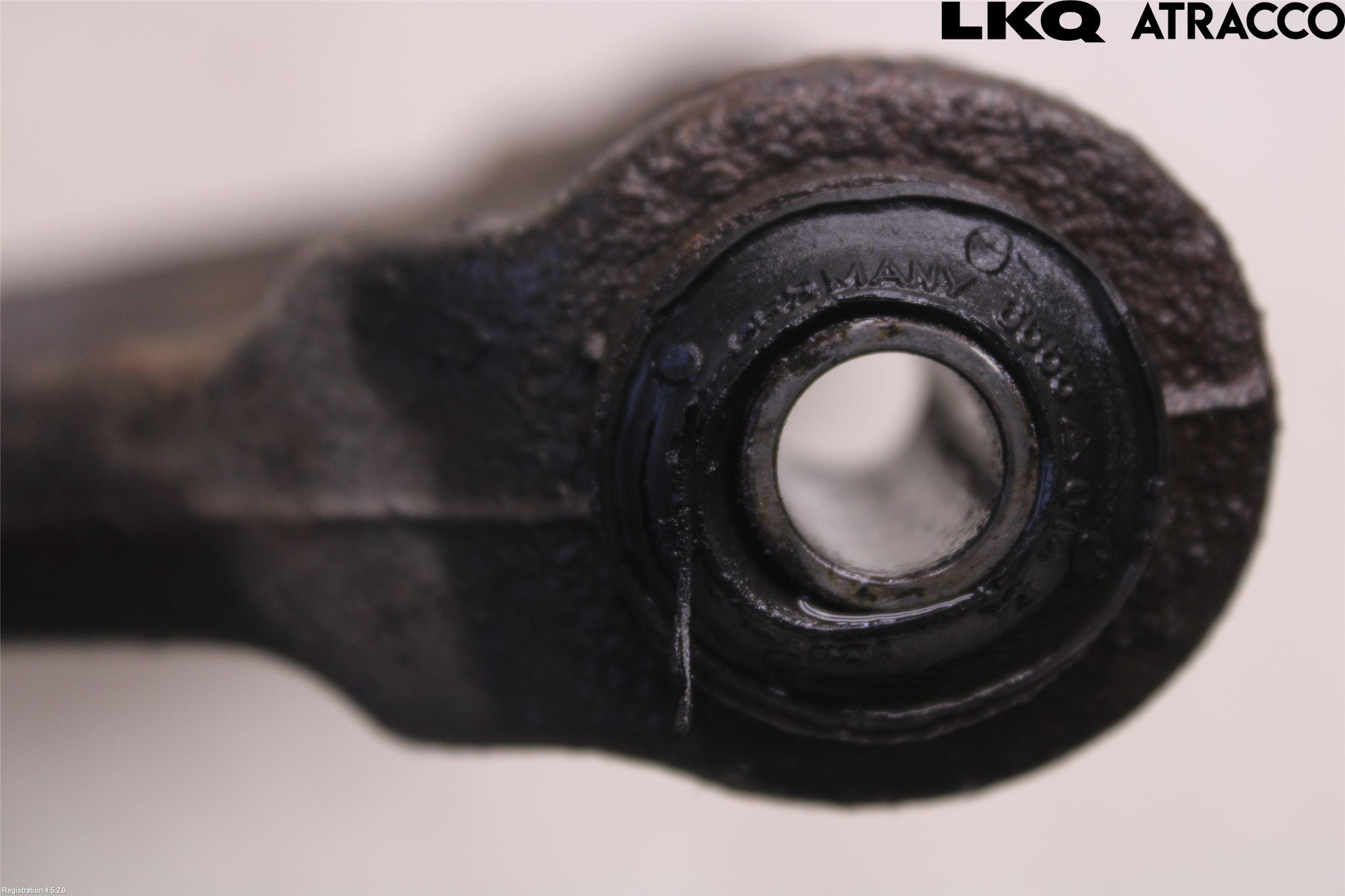 Volvo S70/V70/XC  97-00 Bärarm Fram Undre Hö