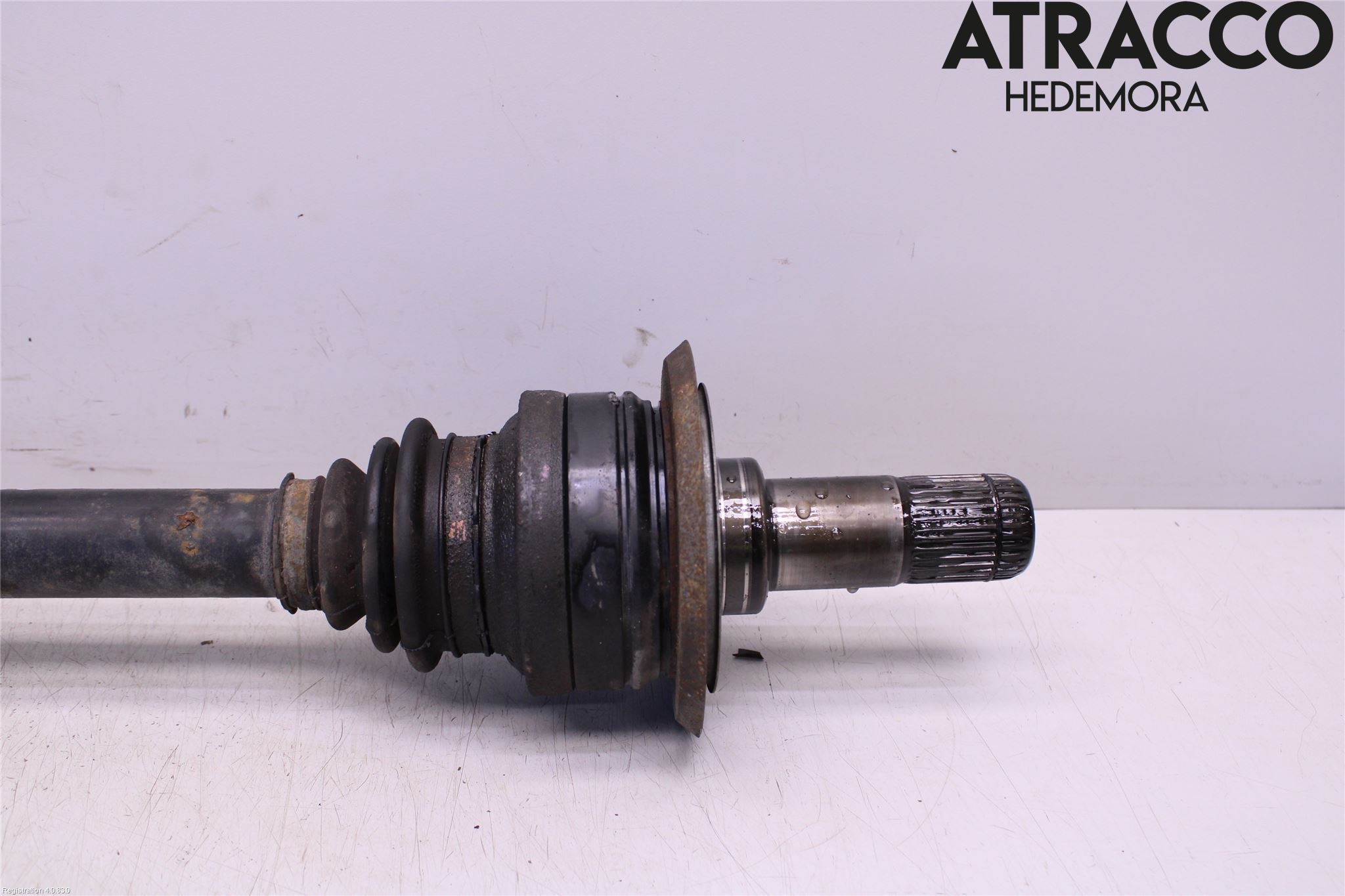 BMW X5 F15 13-18 Drivaxel Bak Vänster