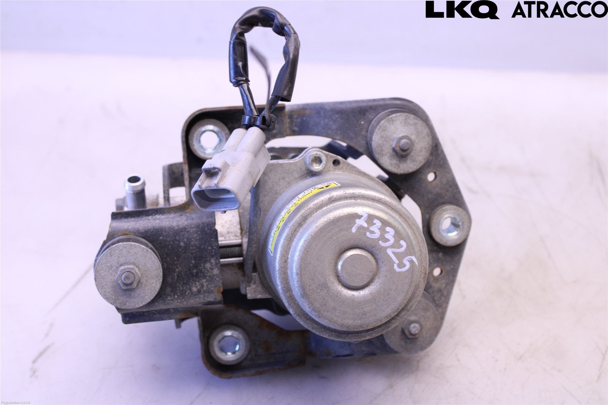 Mitsubishi OUTLANDER 13-21 Vakuumpump