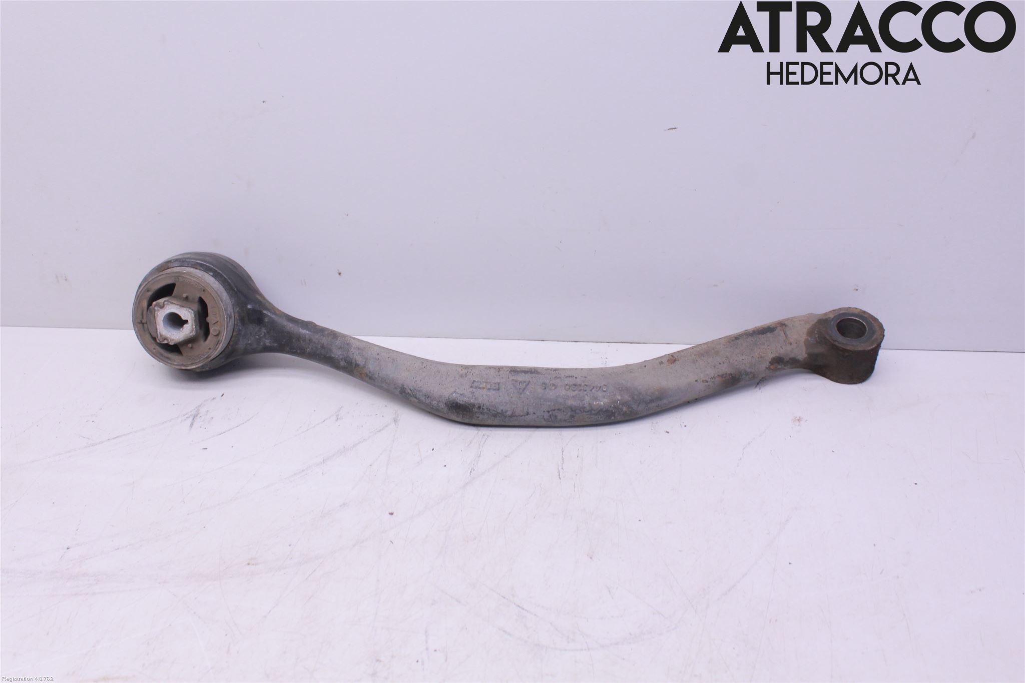 BMW X3 E83     03-10 Bärarm Fram Undre Hö