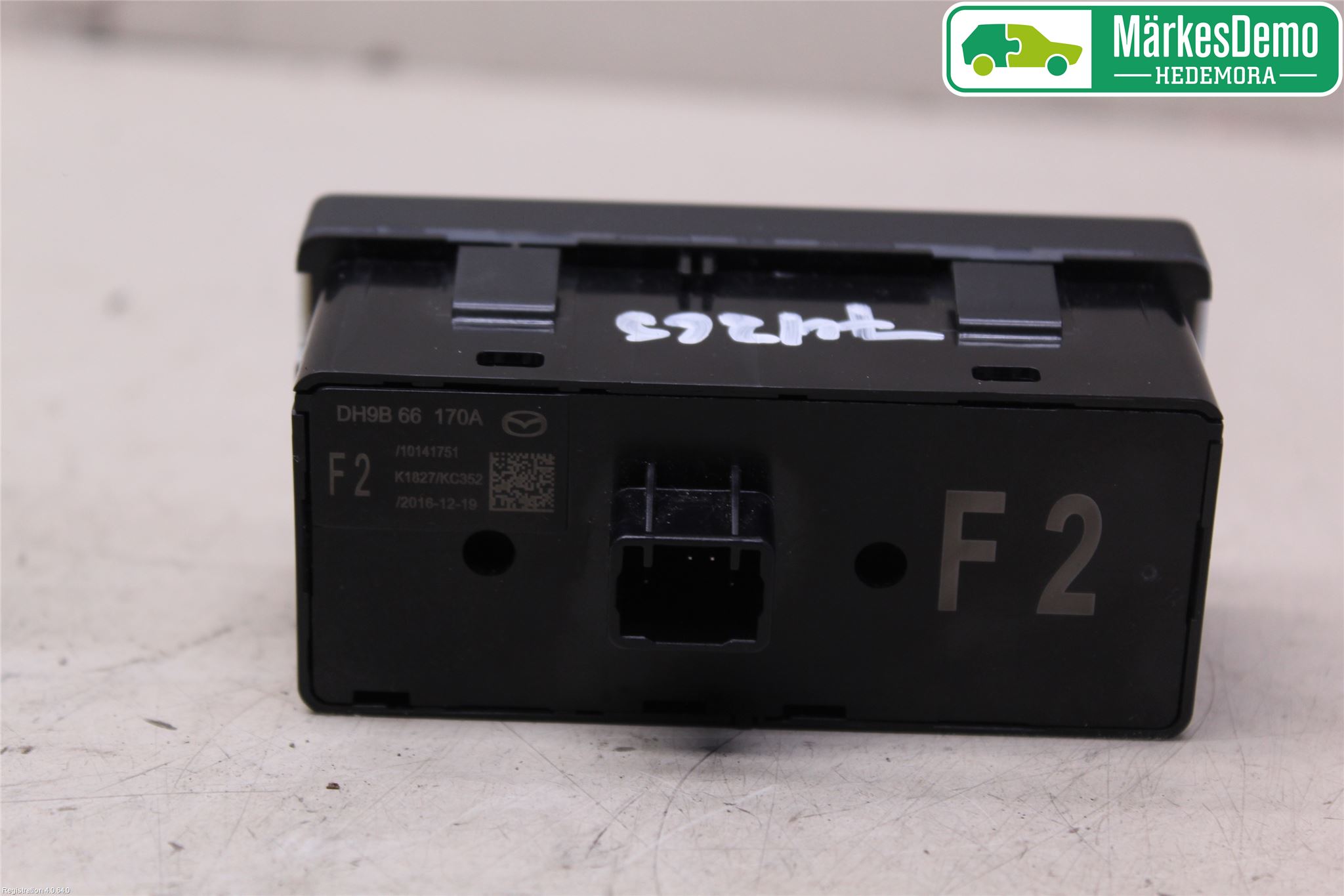 Mazda CX-3 Strömställare Multifunktion