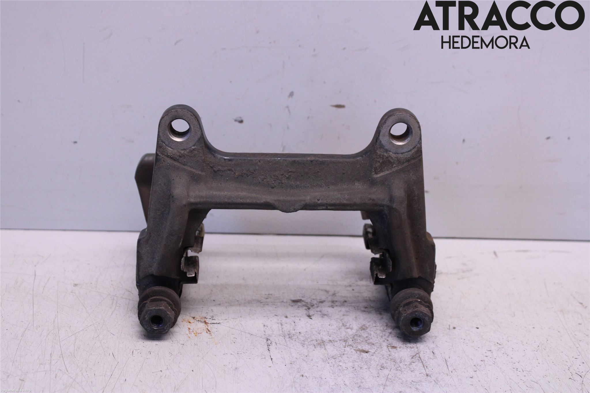 Audi A8/S8 4E  02-09 Bromsokshållare