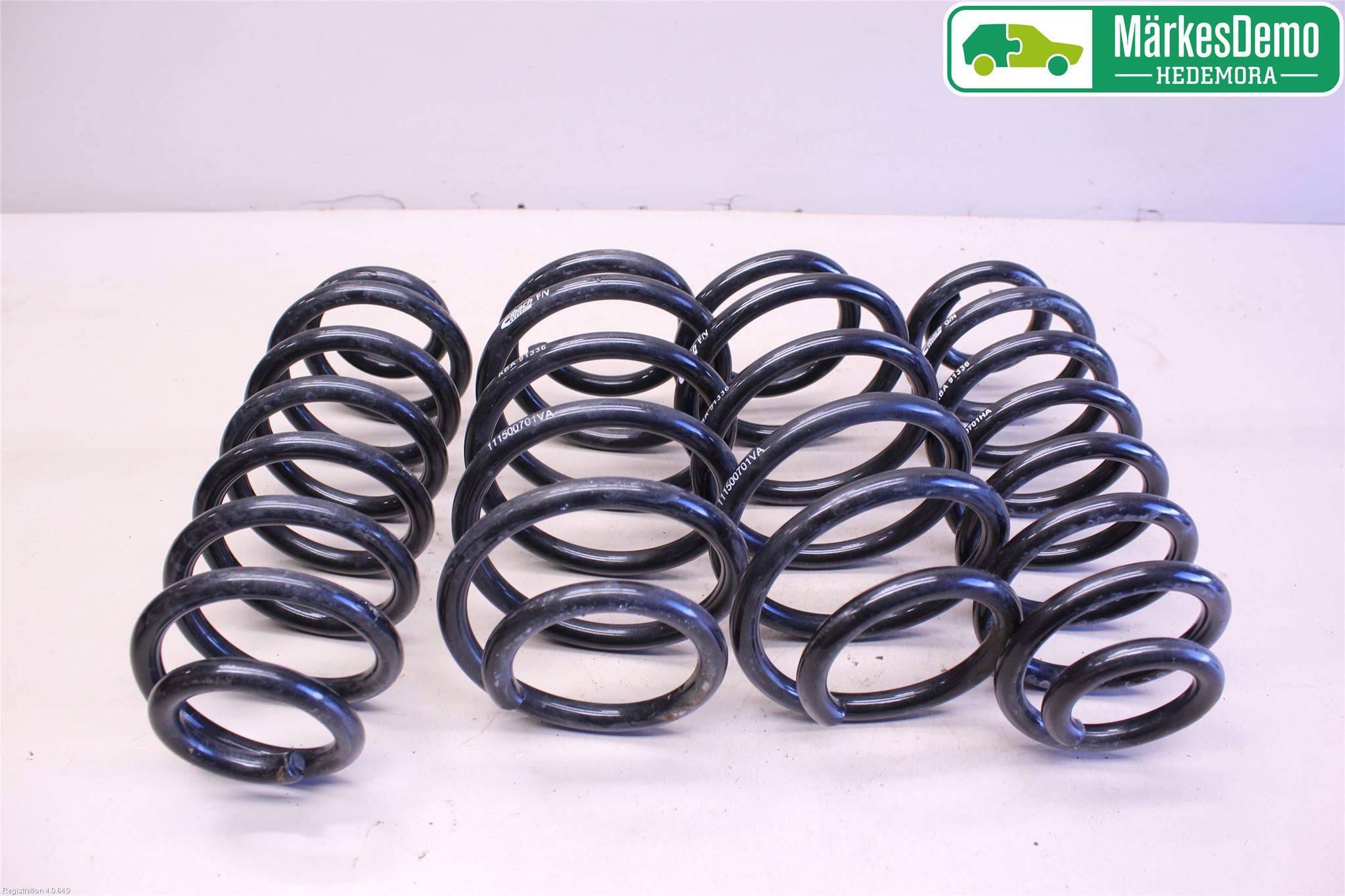 Volkswagen VW GOLF VI 09-13 Fjäder Sats