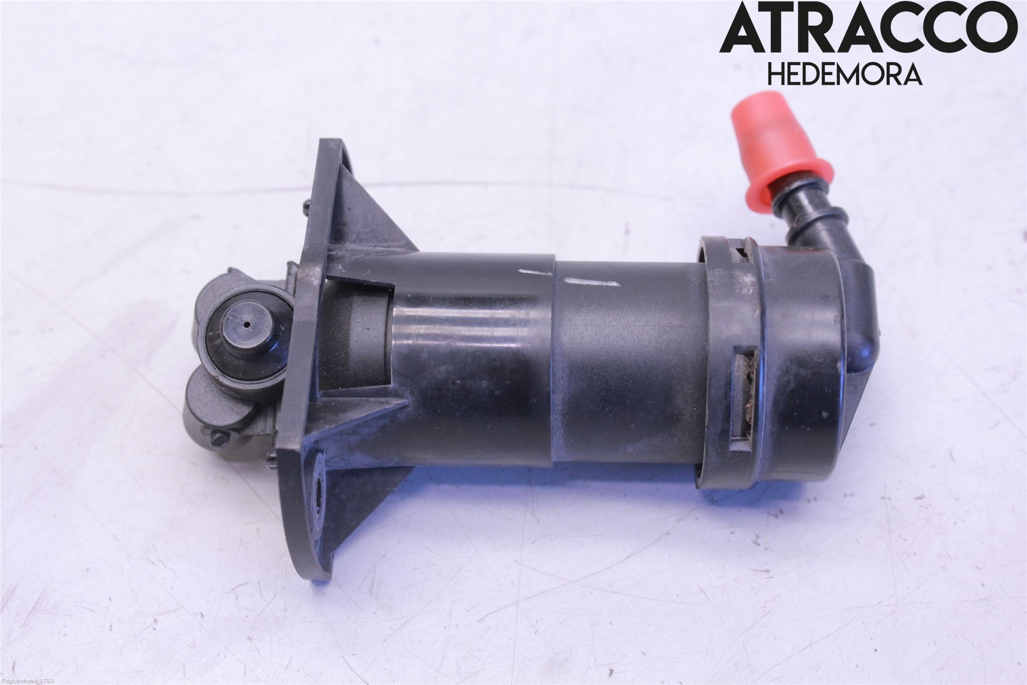 Audi A6/S6     05-11 Spolarmunstycke Strålkastare