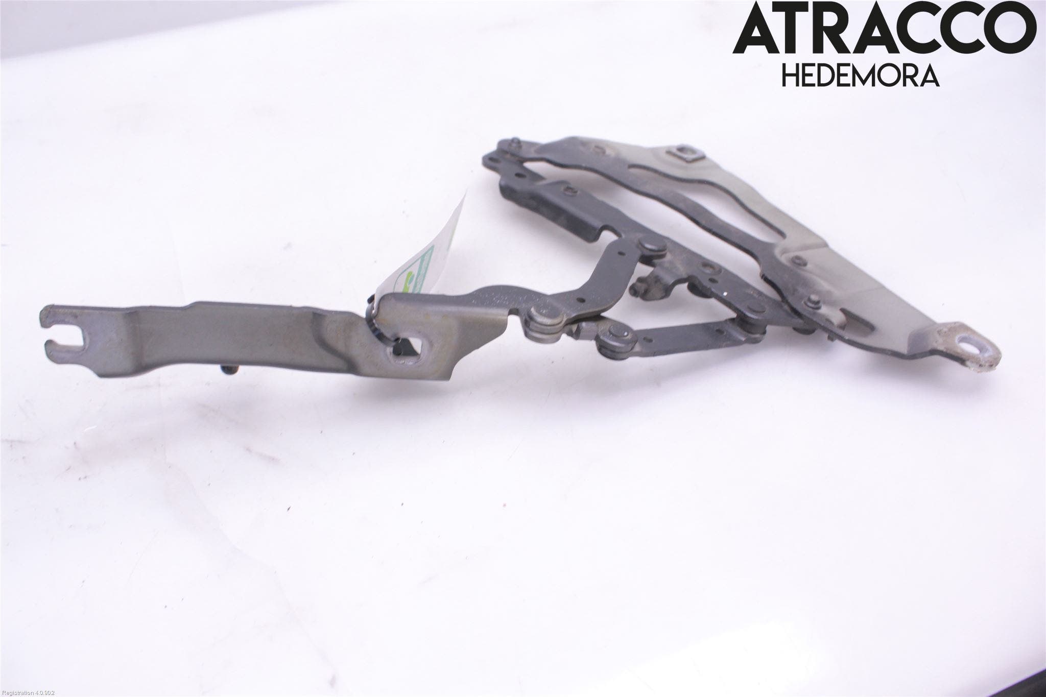 BMW 5 GT F07 09-17 Huvgångjärn