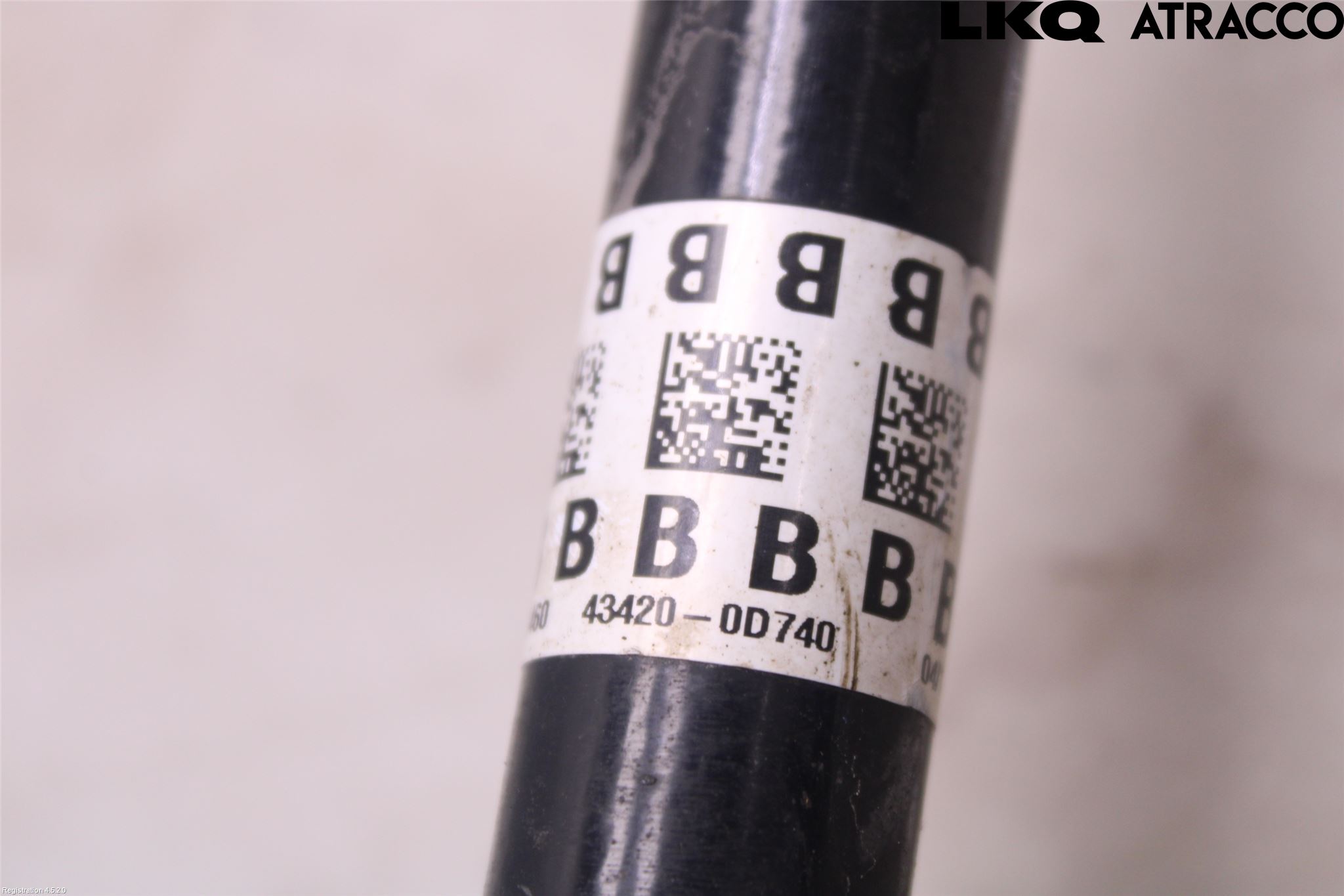 Toyota YARIS CROSS XP21 21- Drivaxel Fram Vänster