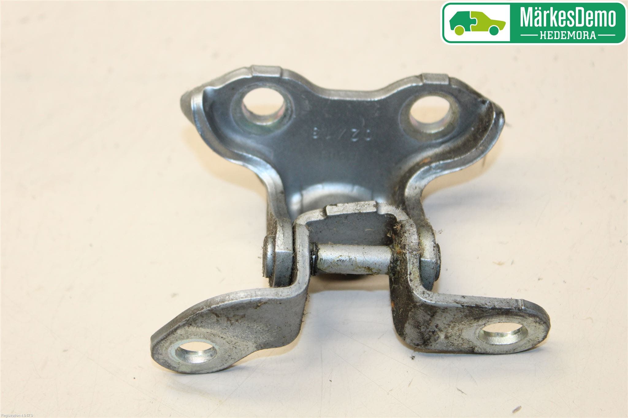 Toyota AVENSIS 09-15 Dörrgångjärn