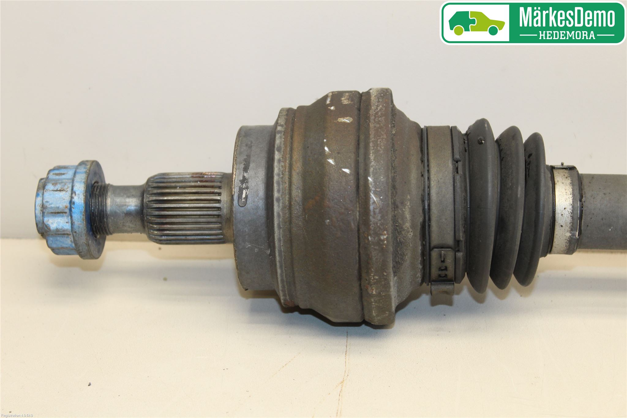 Mercedes-Benz MB GL/GLS-KLASS (X166) 12-19 Drivaxel Bak Vänster