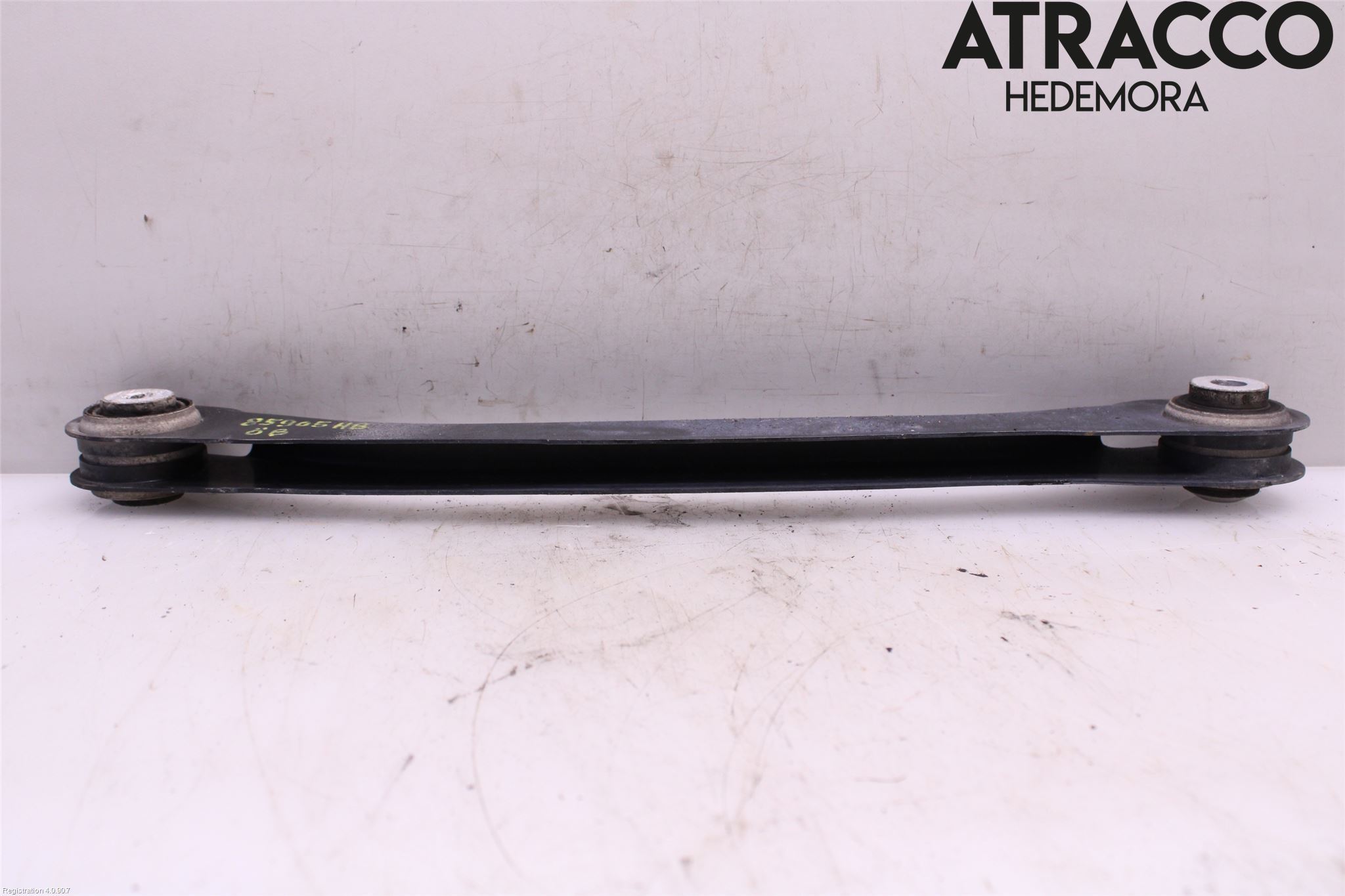 BMW 5 G30/G31/F90 17-23 Bärarm Bak Övre Höger