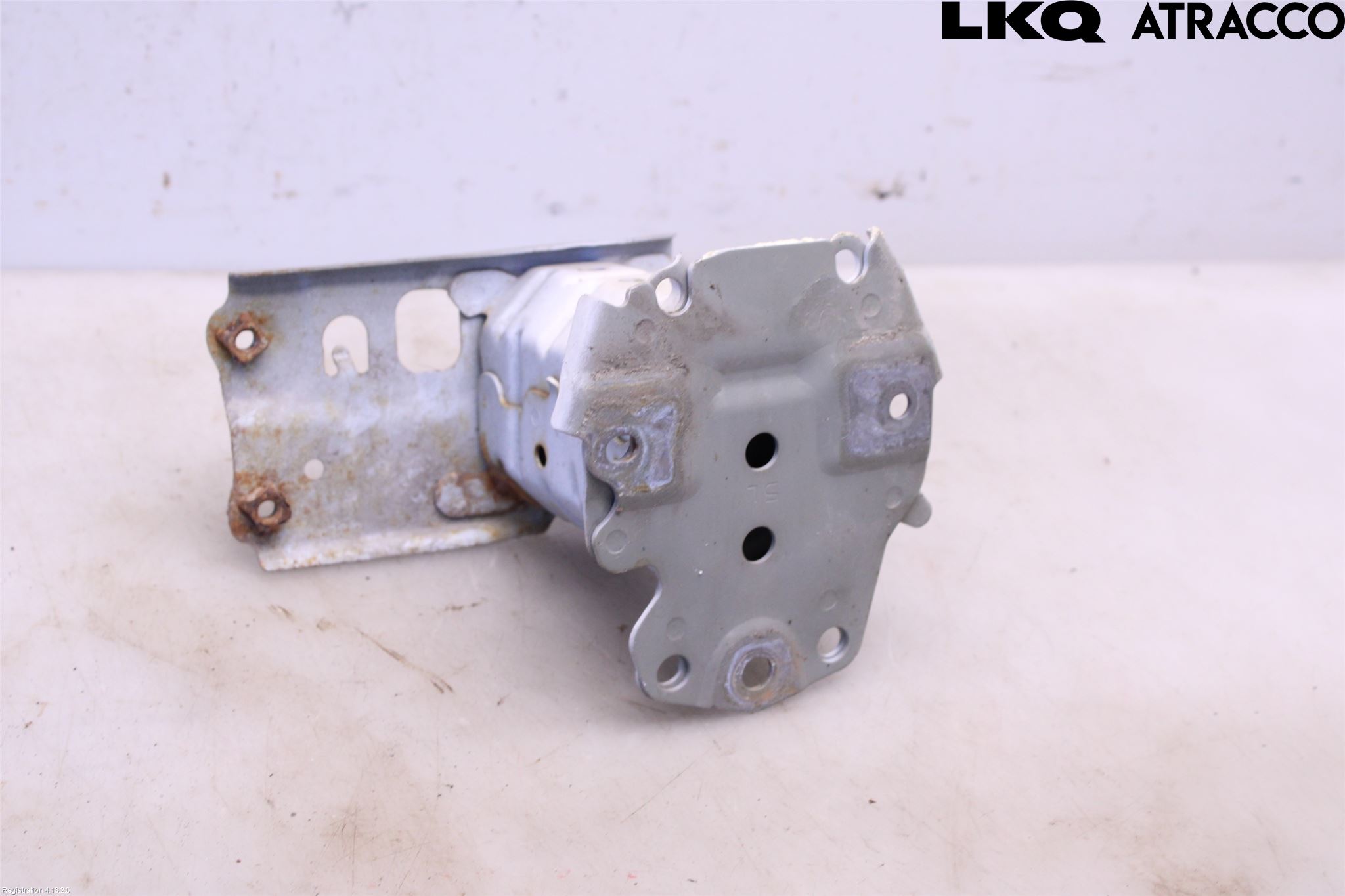 Toyota AURIS 13-19 Stötfångarbärjärn Bak