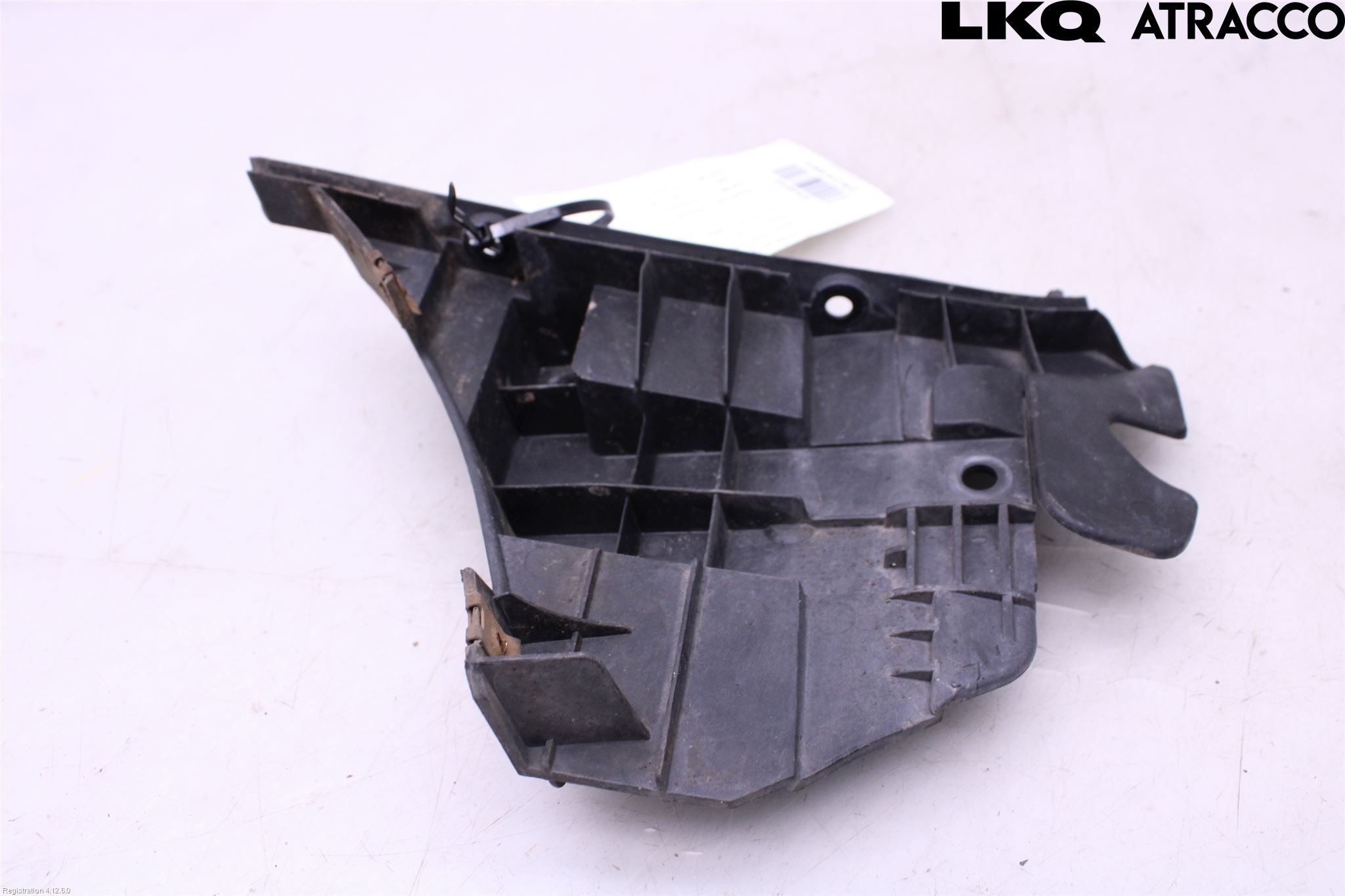 Volvo V70 08-13 Stötfångarfäste Fram Hö