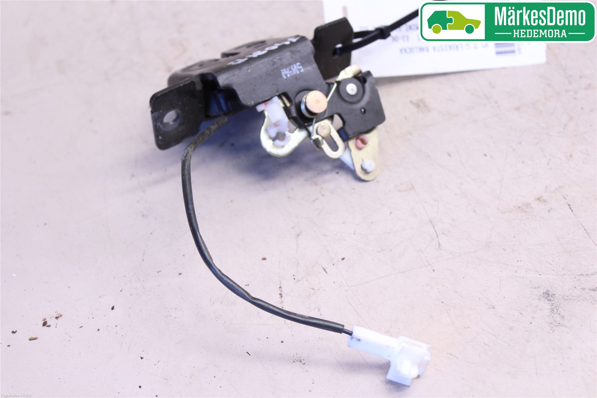 Kia CARENS I  03-06 Låskista Baklucka