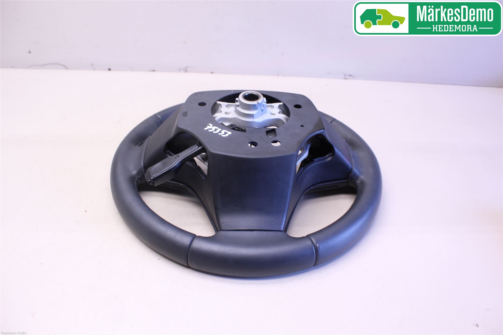 Toyota AVENSIS 16-18 Ratt