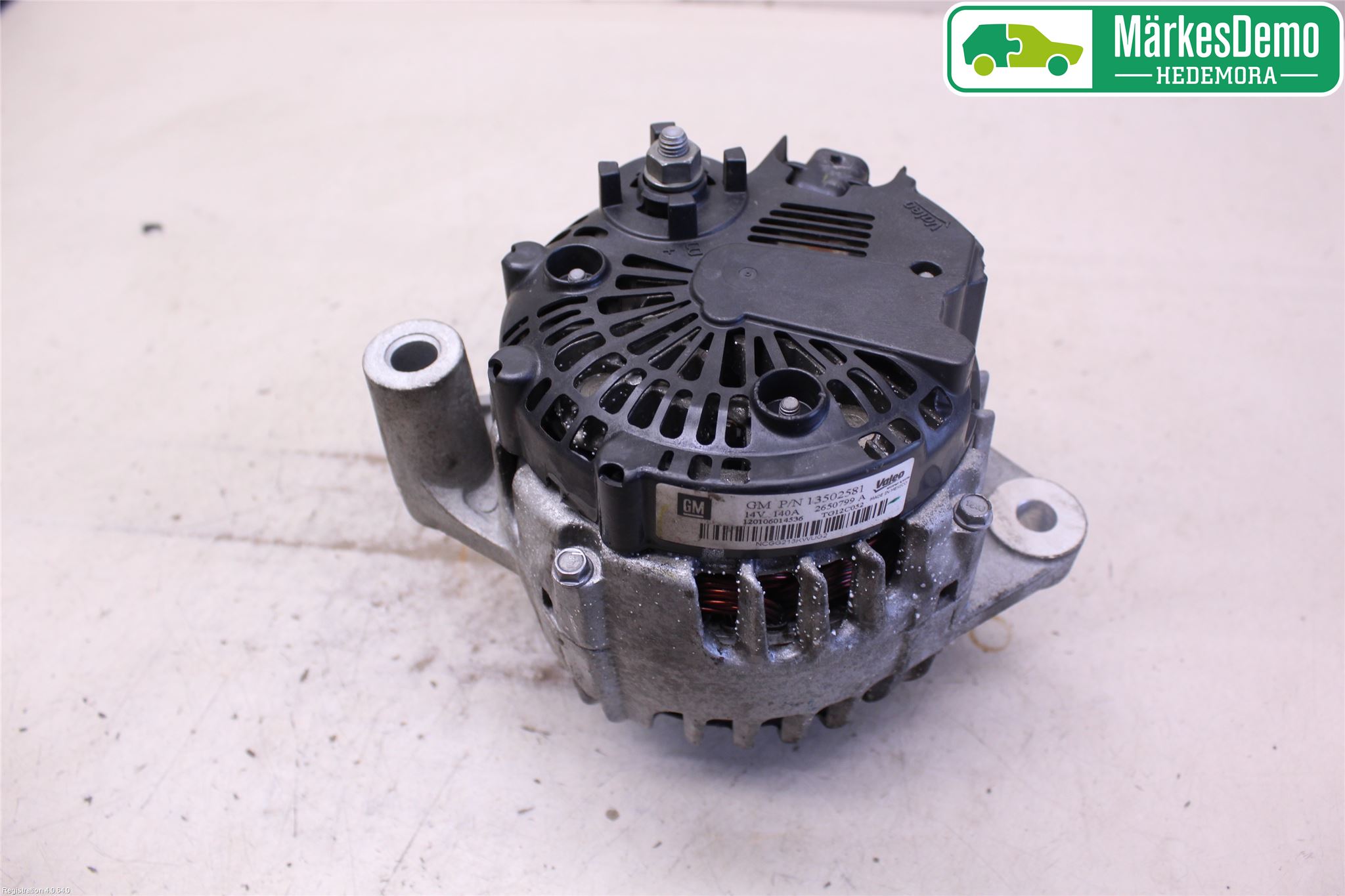 Opel INSIGNIA 09-16 Generator