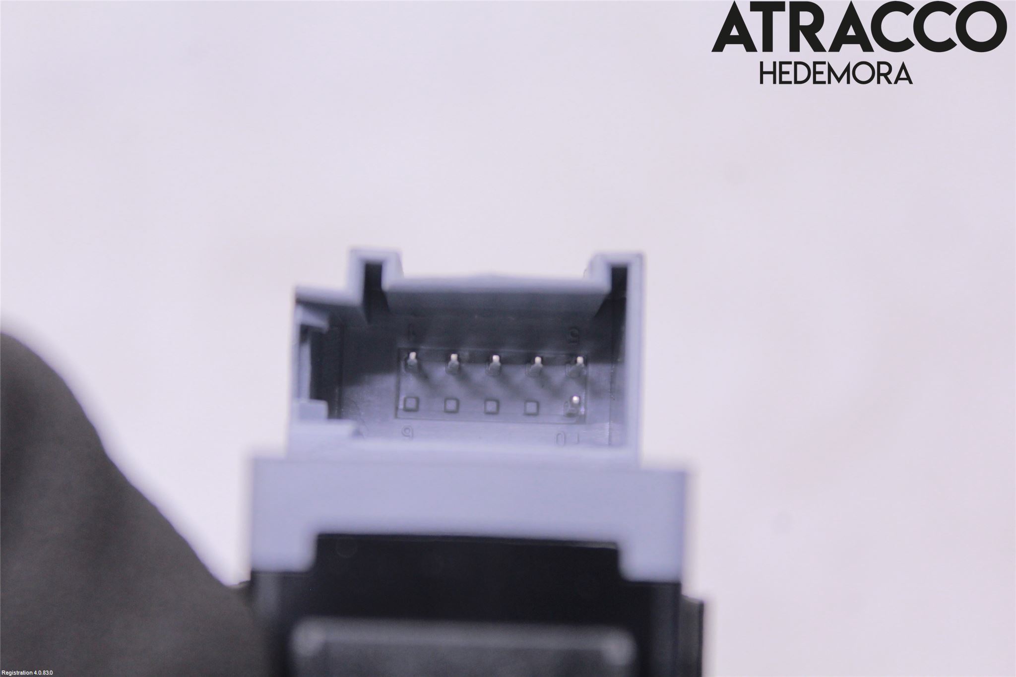 Audi A6/S6     05-11 Strömställare Fram