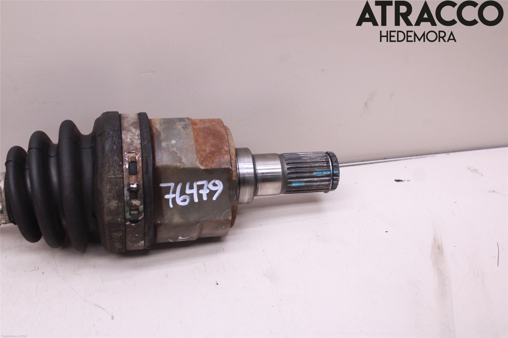 Hyundai i20 PB 09-14 Drivaxel Fram Vänster