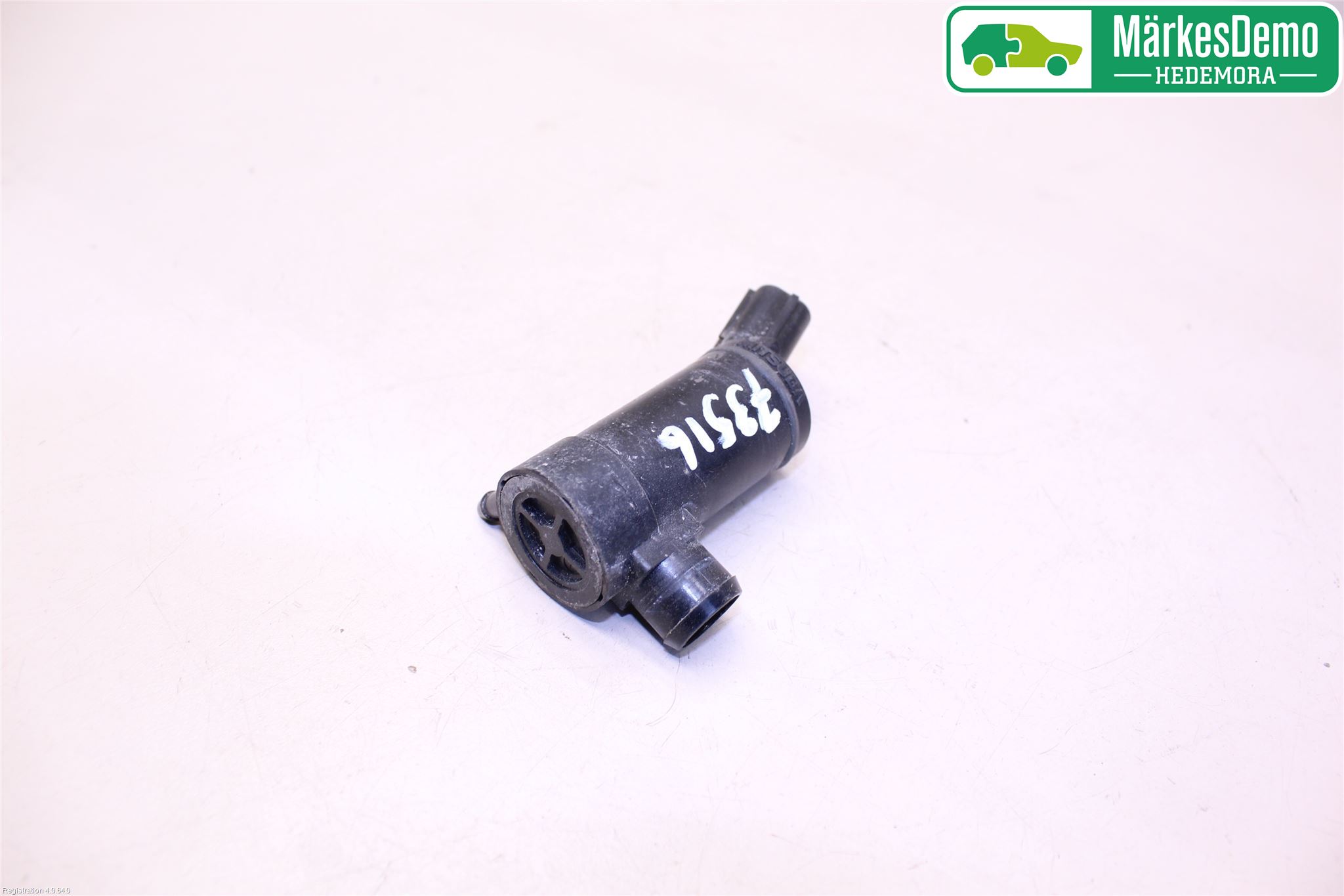 Subaru LEGACY    07-09 Spolarpump Vindruta