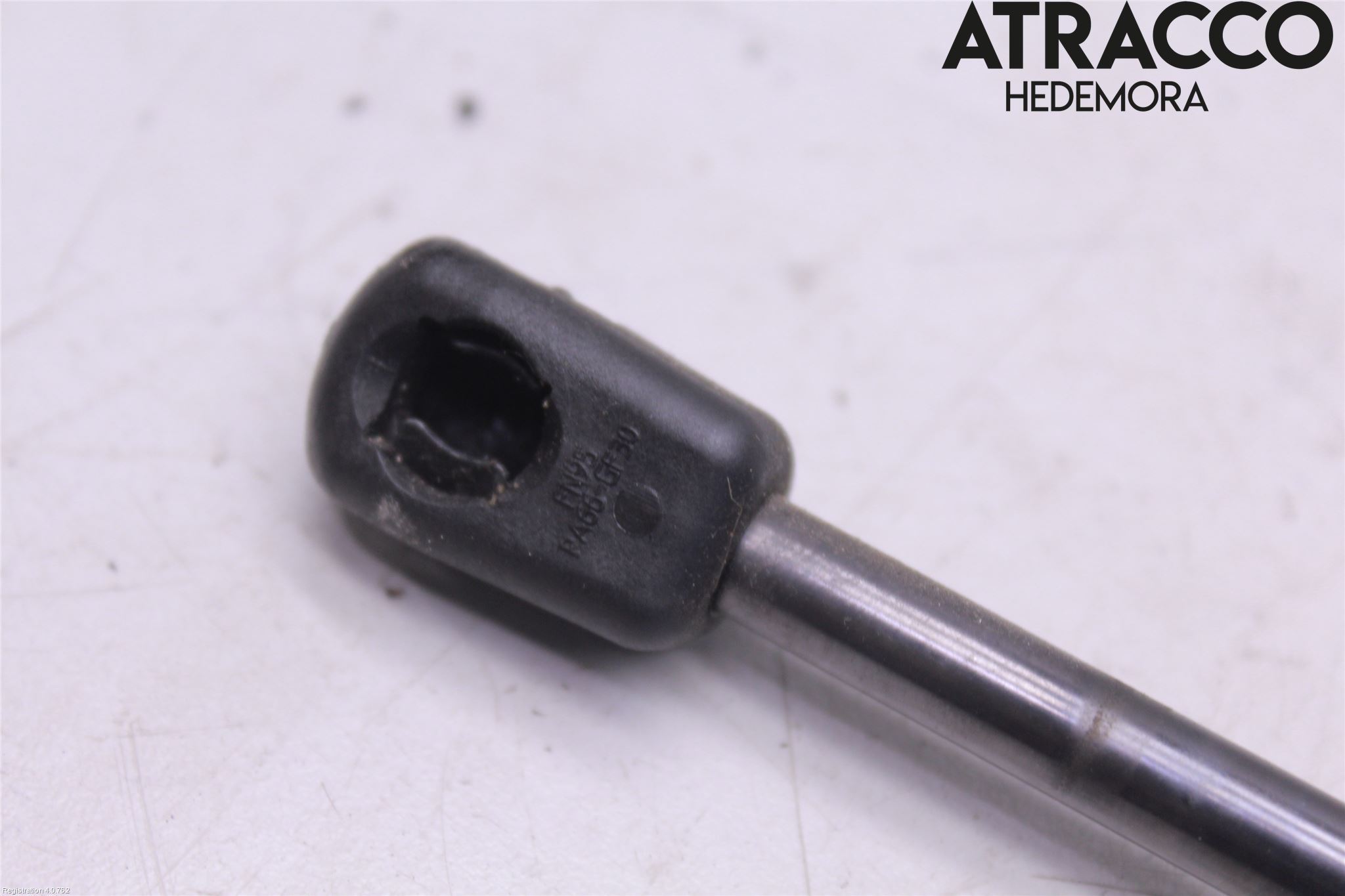 Audi A4 12-15 Gasfjäder Motorhuv