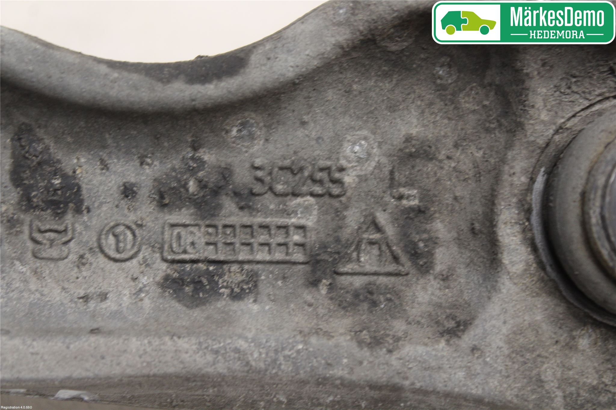 Jaguar XF 08-15 Bärarm Fram Undre Vä