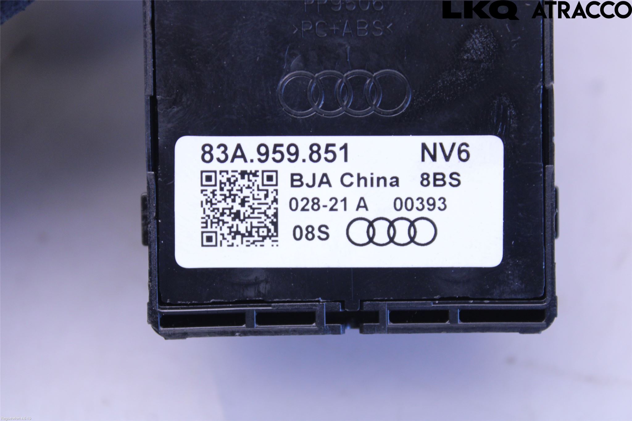 Audi Q3 F3 19- Strömställare Elhiss