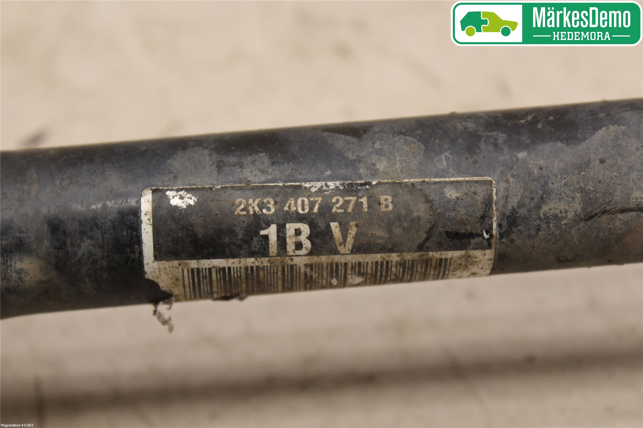 Volkswagen VW CADDY 11-15 Drivaxel Fram Vänster