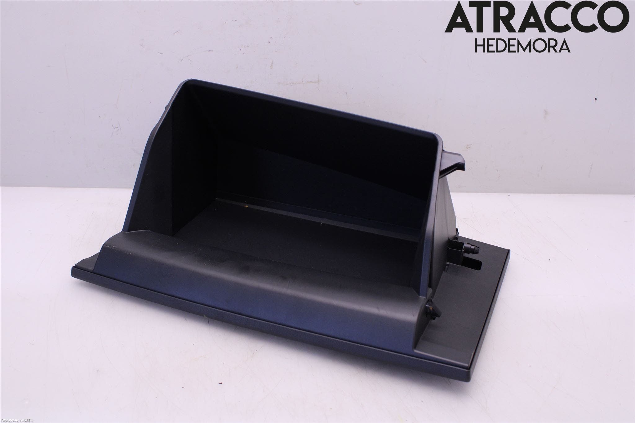 Toyota COROLLA 19- Handskfack