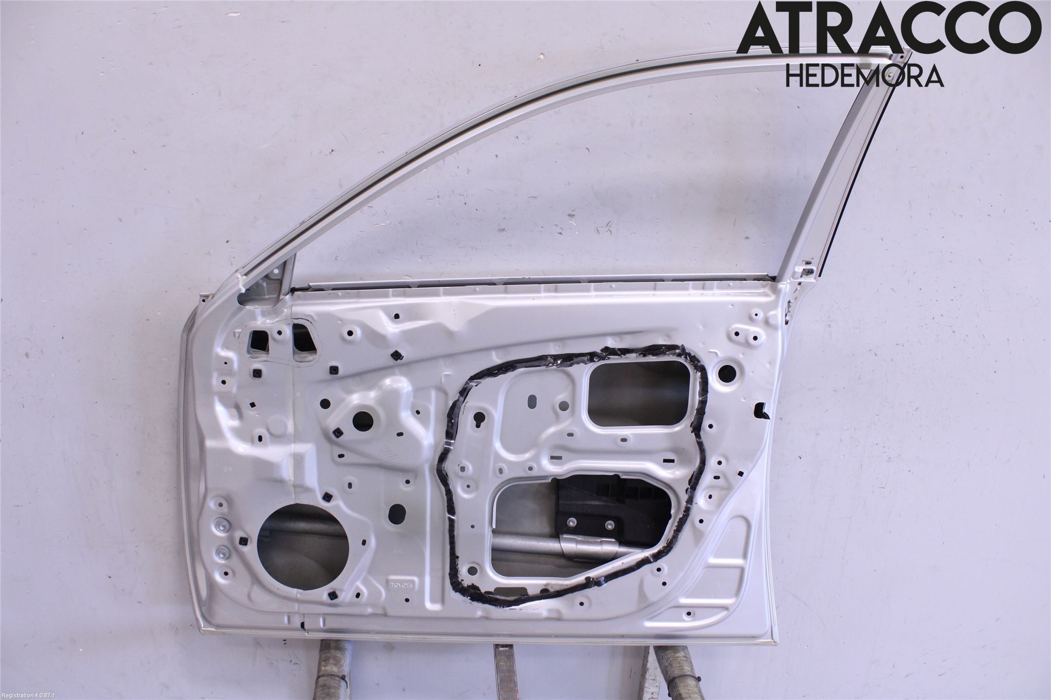 Lexus IS 220d/250/350 06-13 Dörr Fram Höger