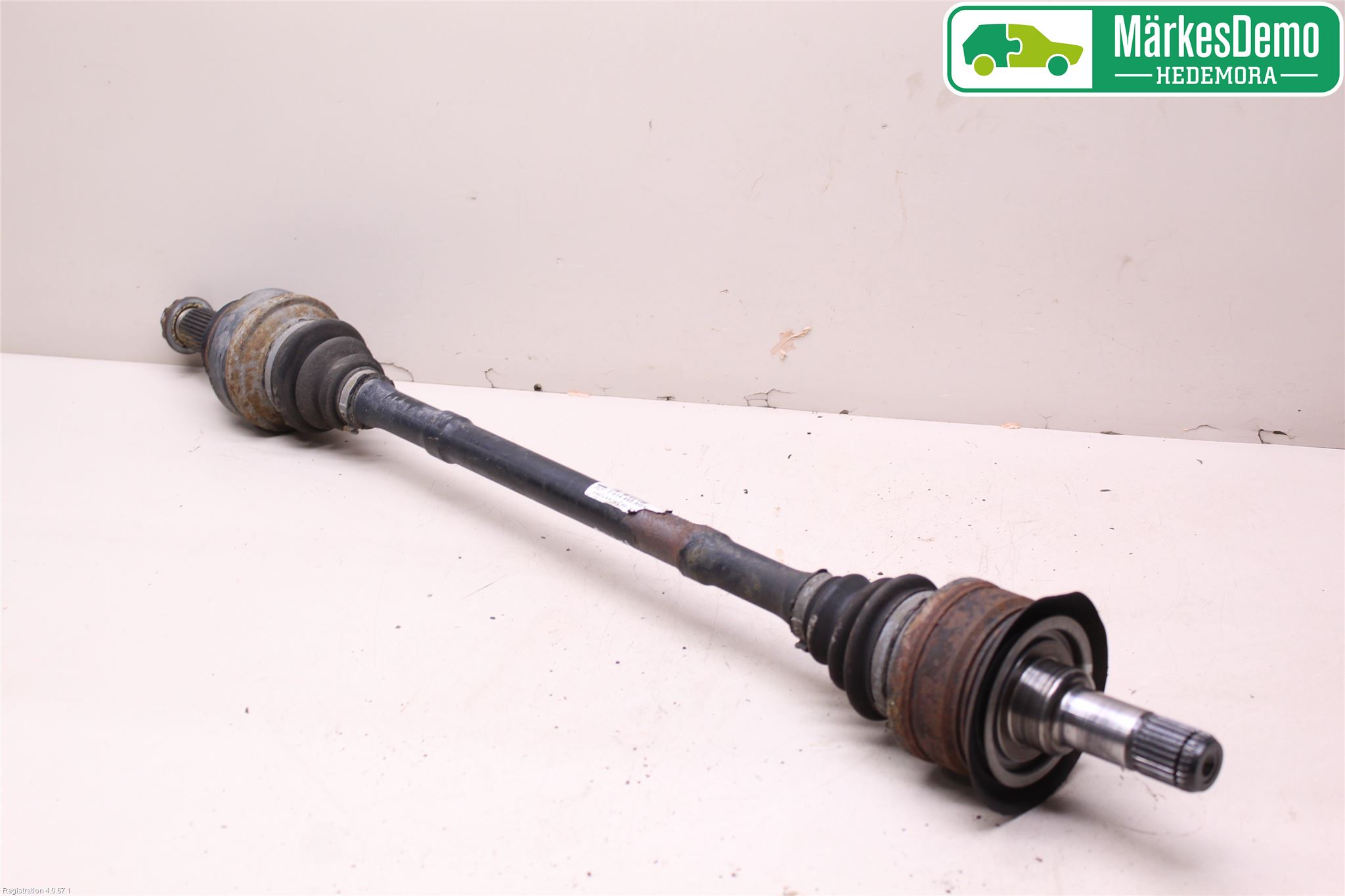 BMW X3 F25 10-17 Drivaxel Bak Vänster
