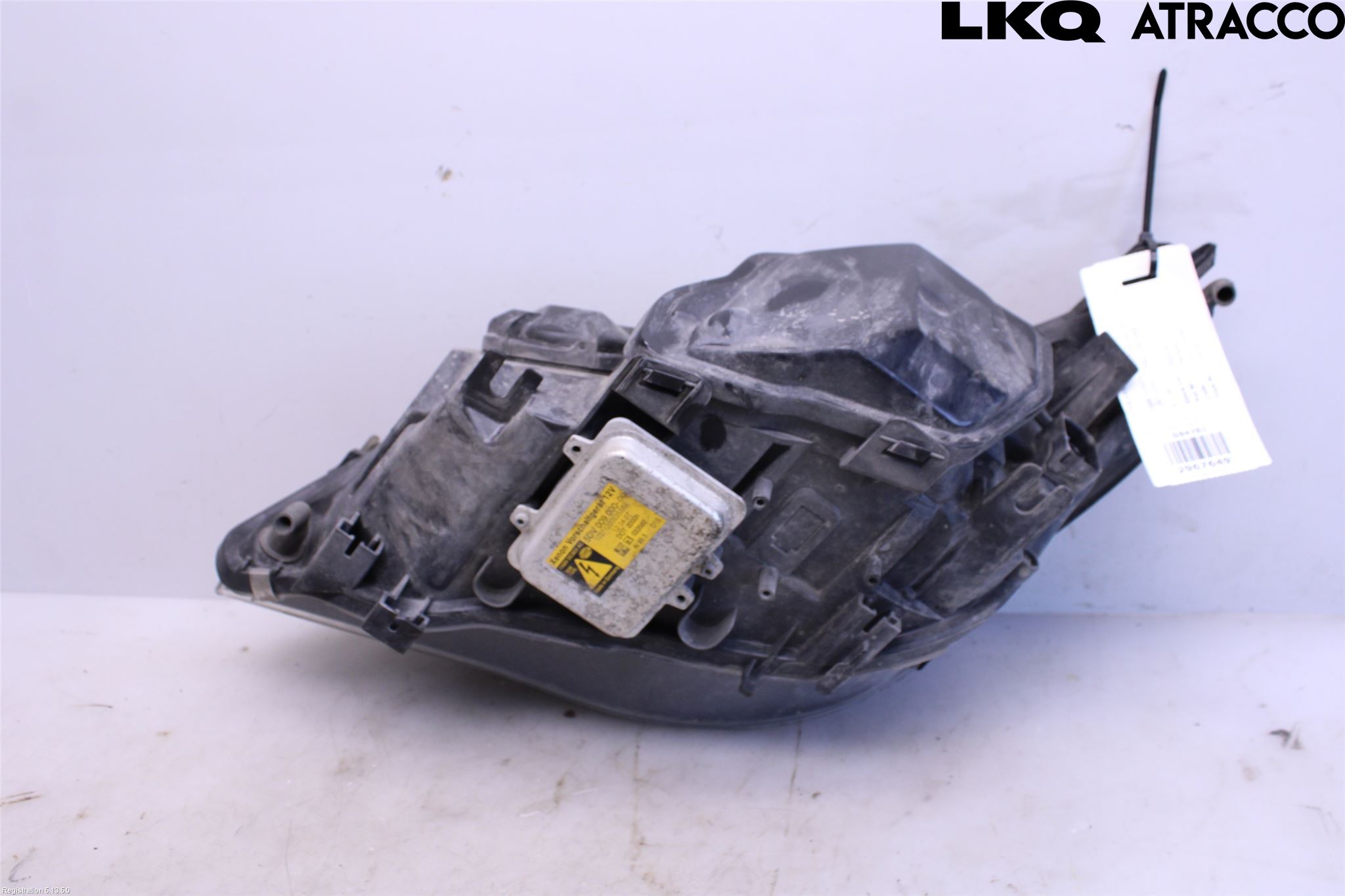 BMW 5 E60/61 Sed/Tou 02-10 Strålkastare Höger