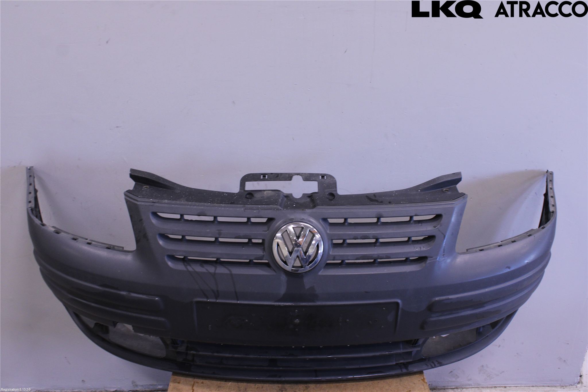 Volkswagen VW CADDY      04-10 Stötfångarbeklädnad Fram