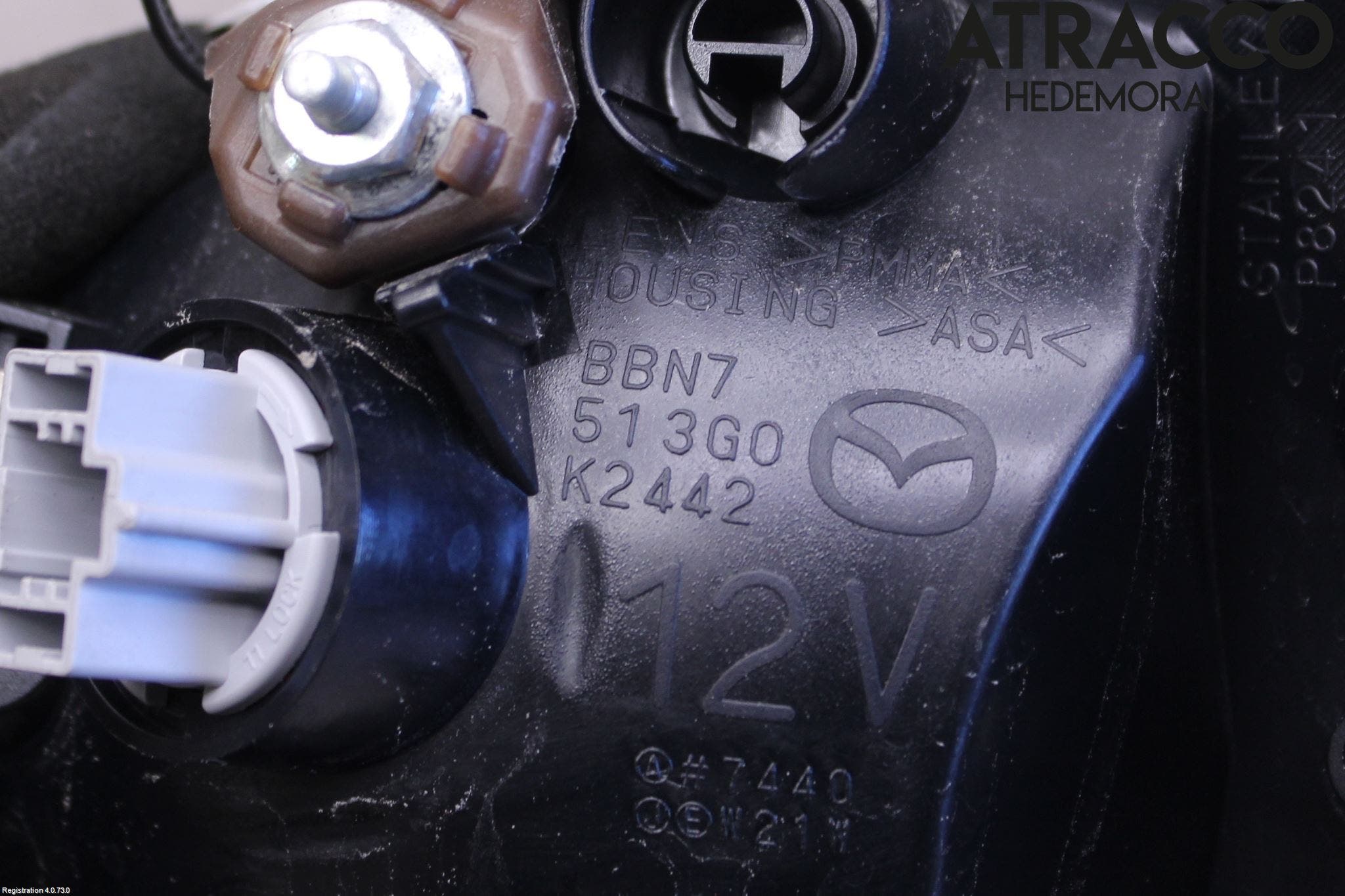 Mazda 3 II 09-13 Bakljus Lucka Vä