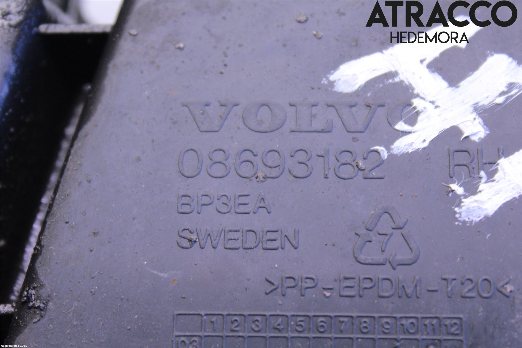 Volvo 740 84-87 Stötfångarfäste Fram Hö
