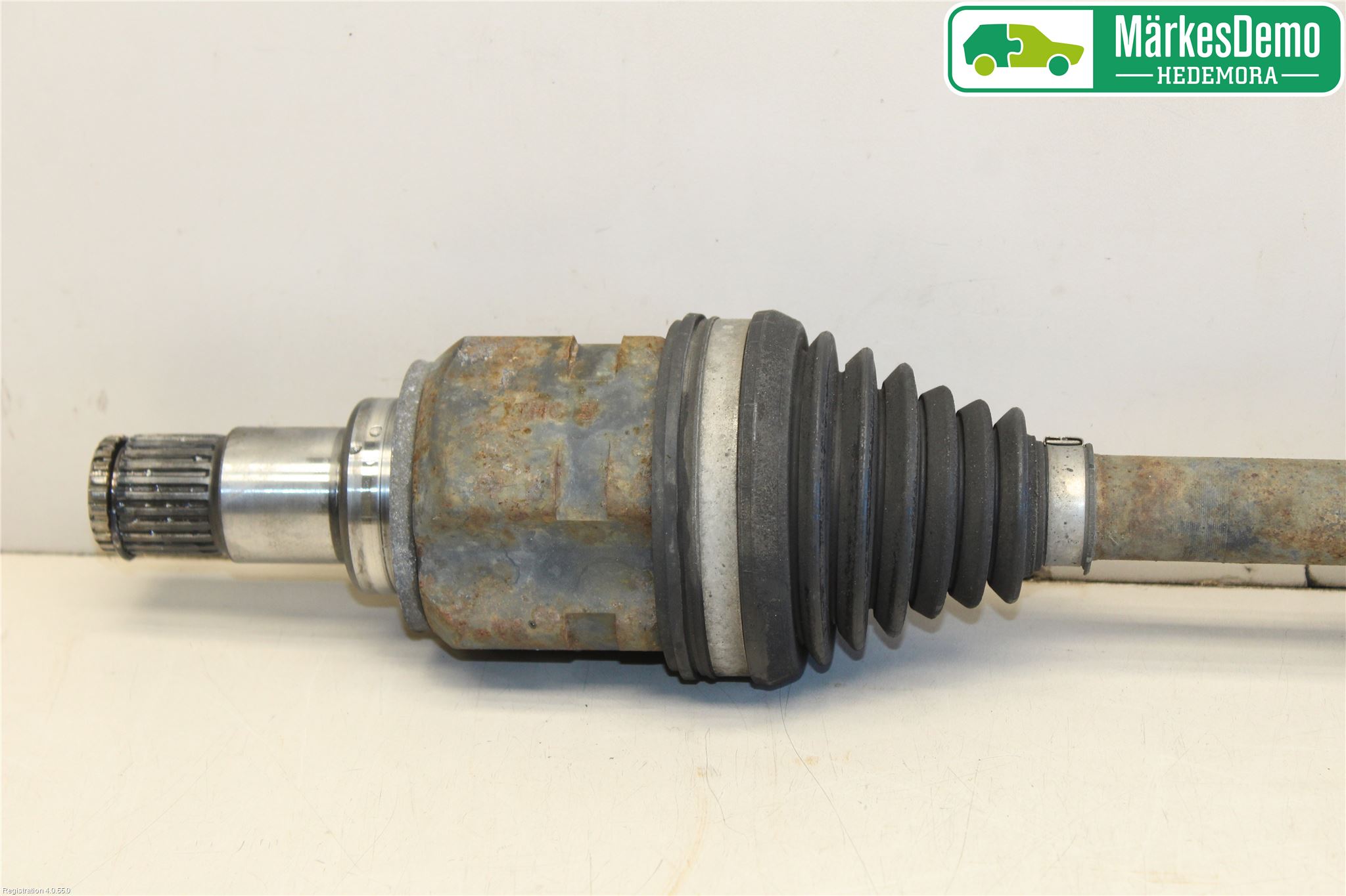 Toyota PRIUS ZVW30 09-20 Drivaxel Fram Vänster