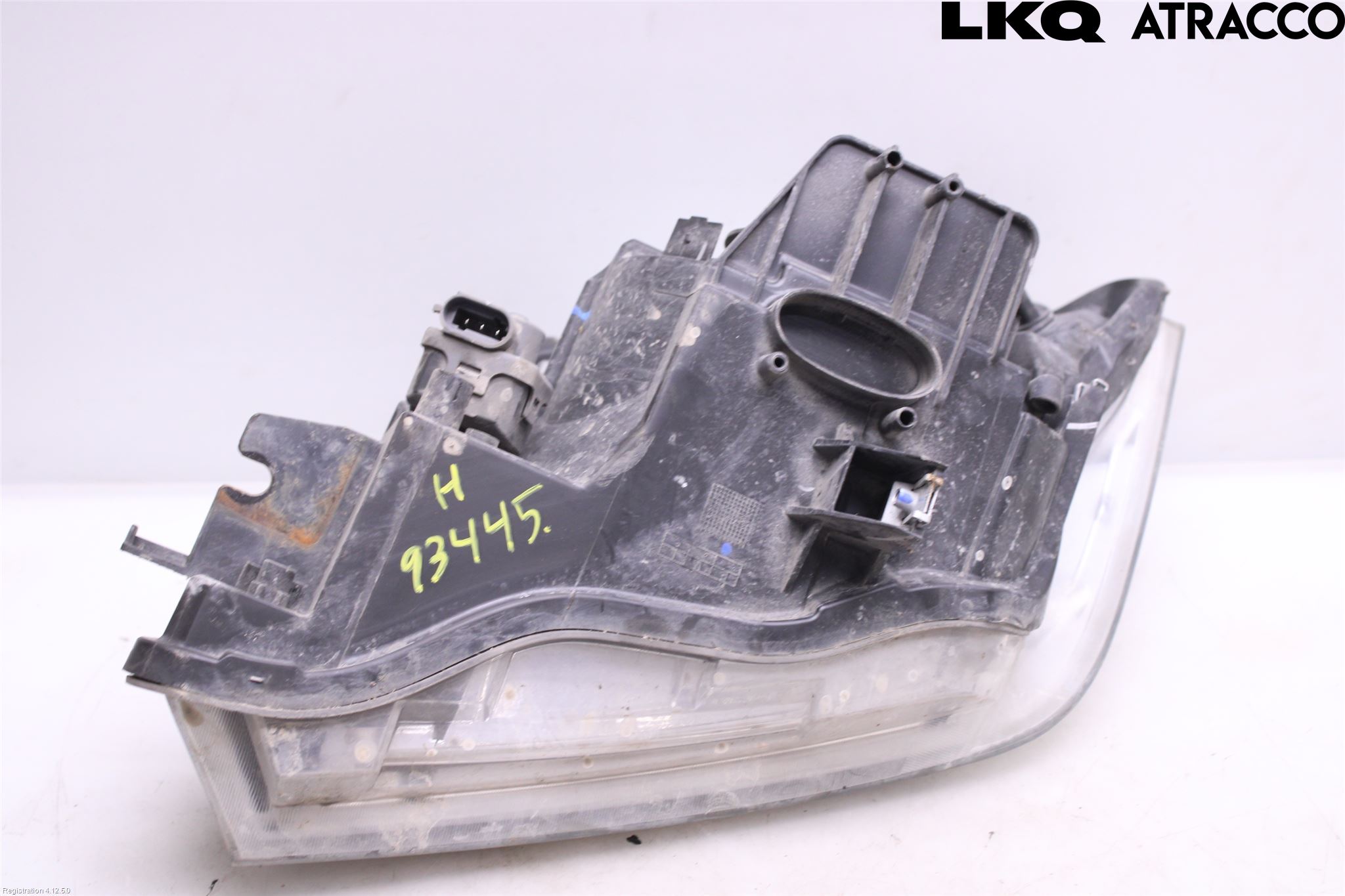 Nissan NAVARA 05-16 Strålkastare Höger