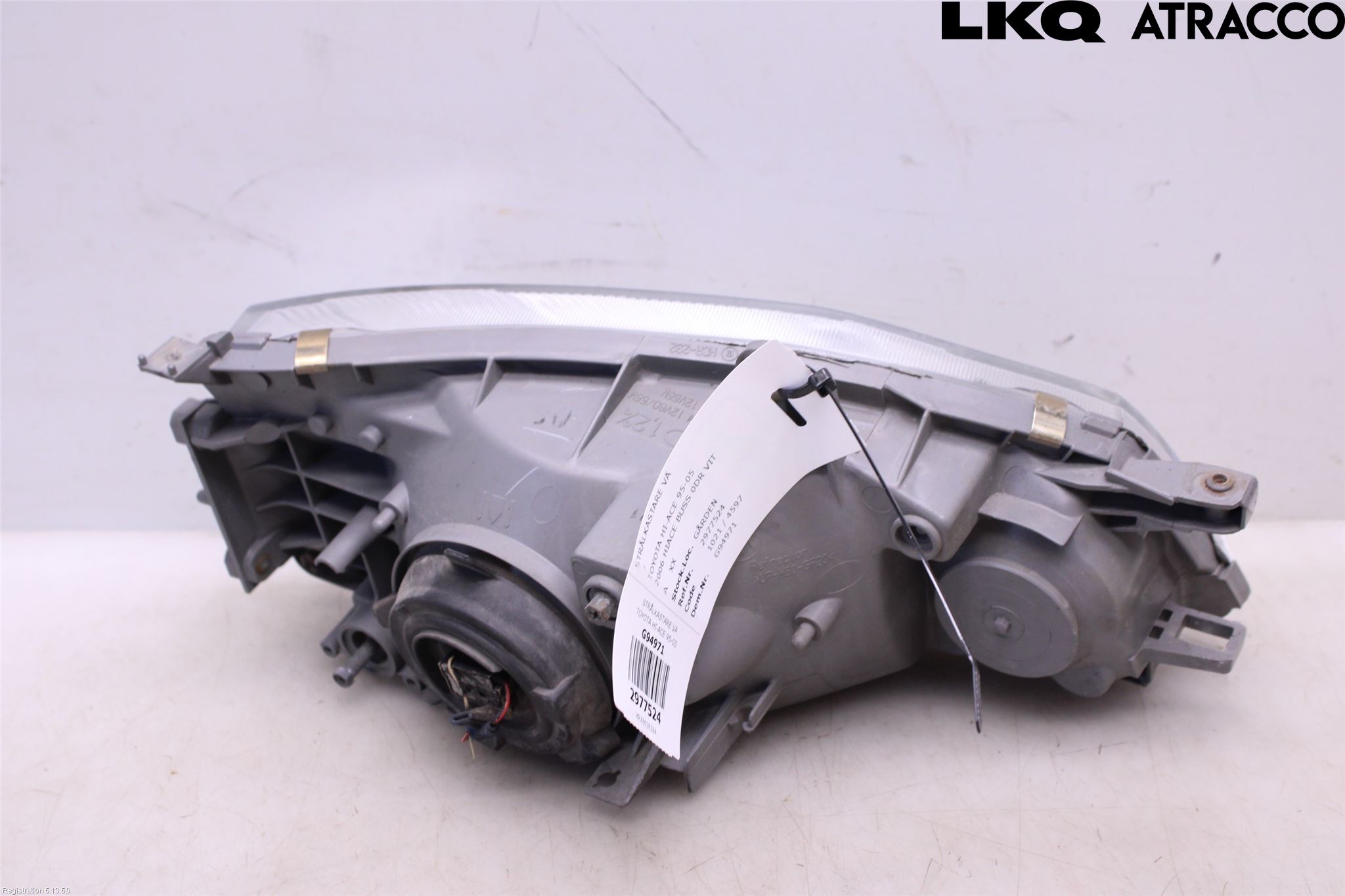 Toyota HI-ACE 95-05 Strålkastare Vänster