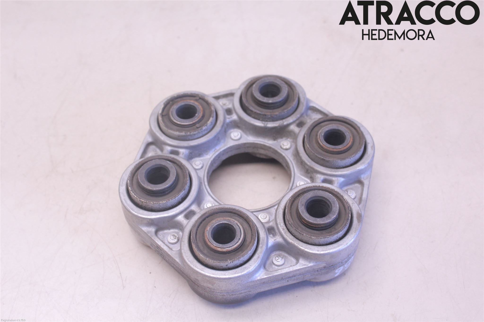 BMW 4 F32/F33/F82/F83 13-20 Mellanaxel Gummiknut