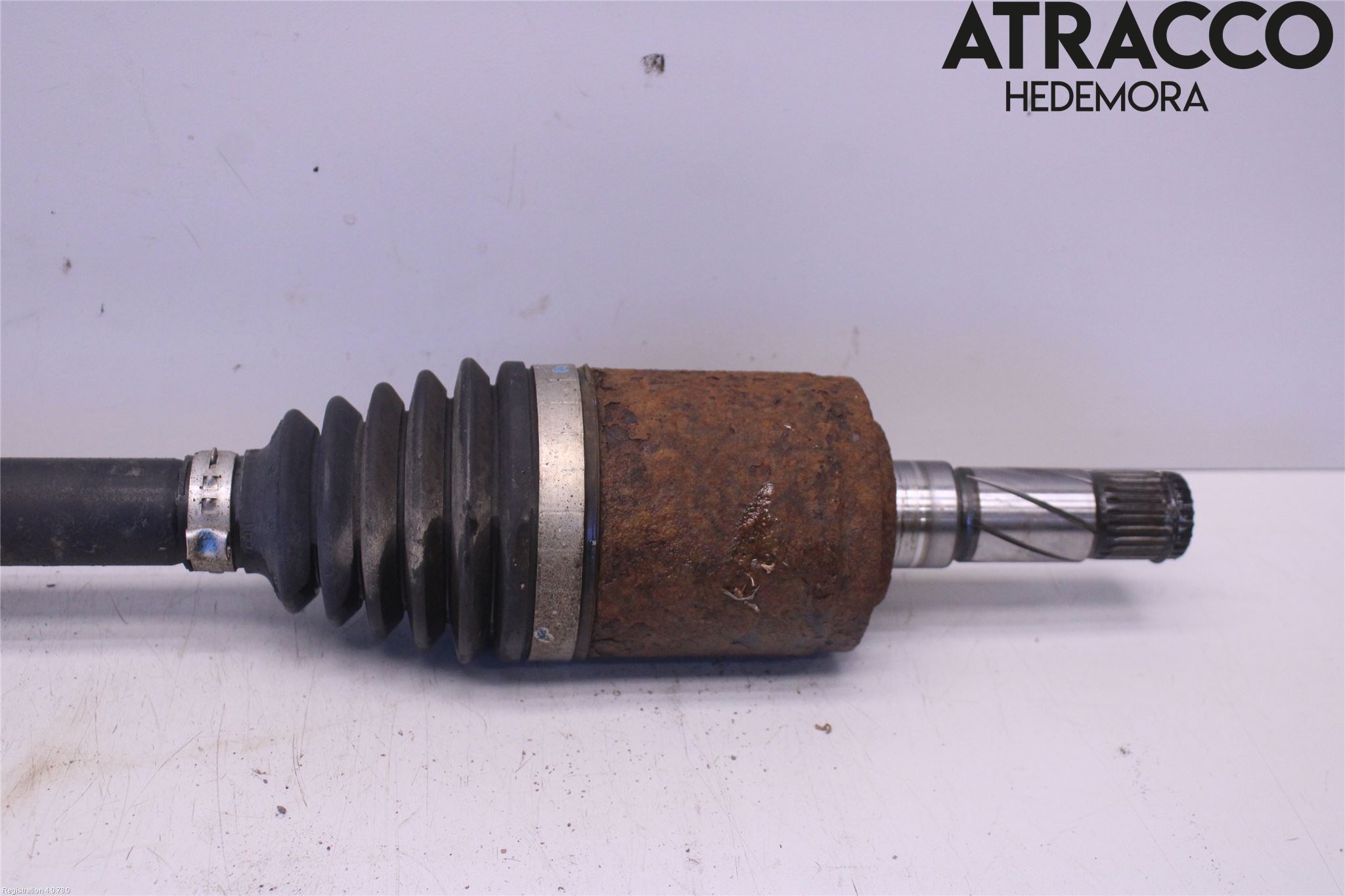 Volvo V70 14-16 Drivaxel Bak Höger