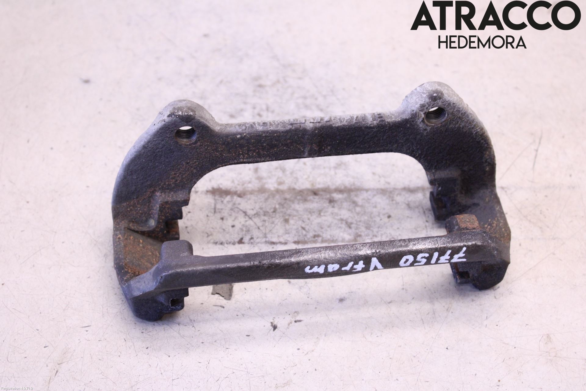 Skoda SUPERB 16-24 Bromsokshållare