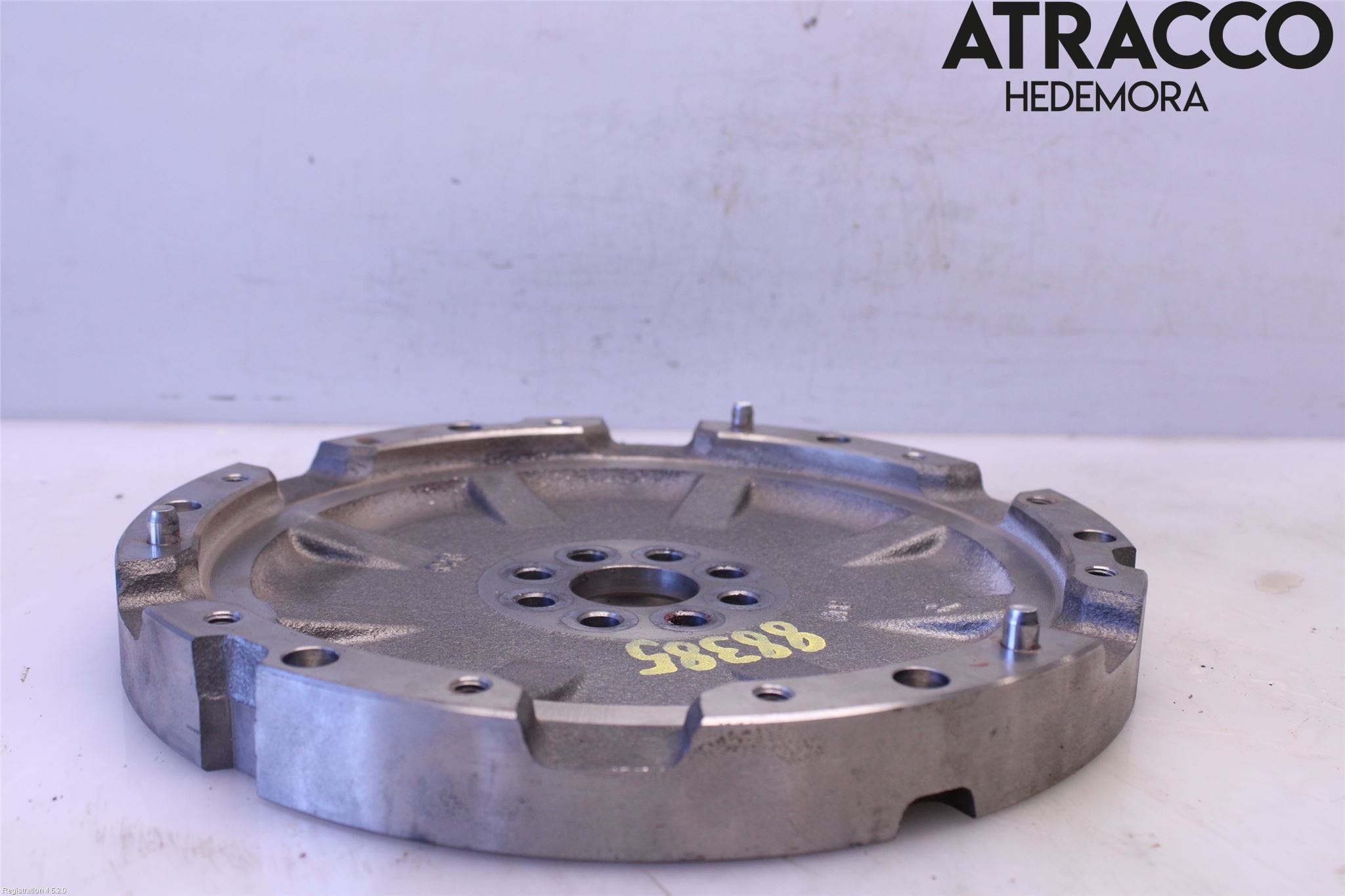 Toyota AURIS 13-19 Svänghjul Aut