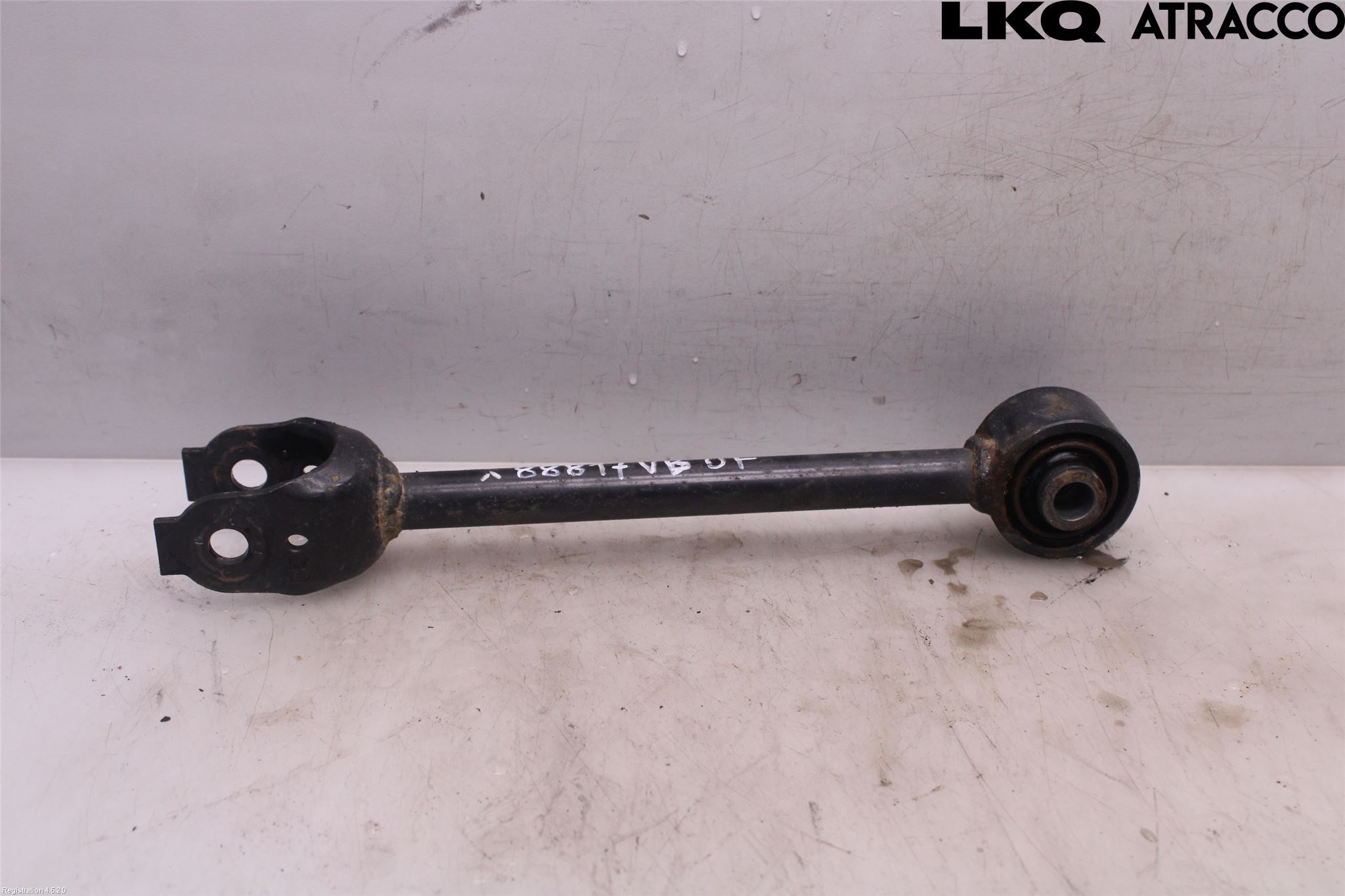 Toyota RAV4 19- Bärarm Bak Vänster