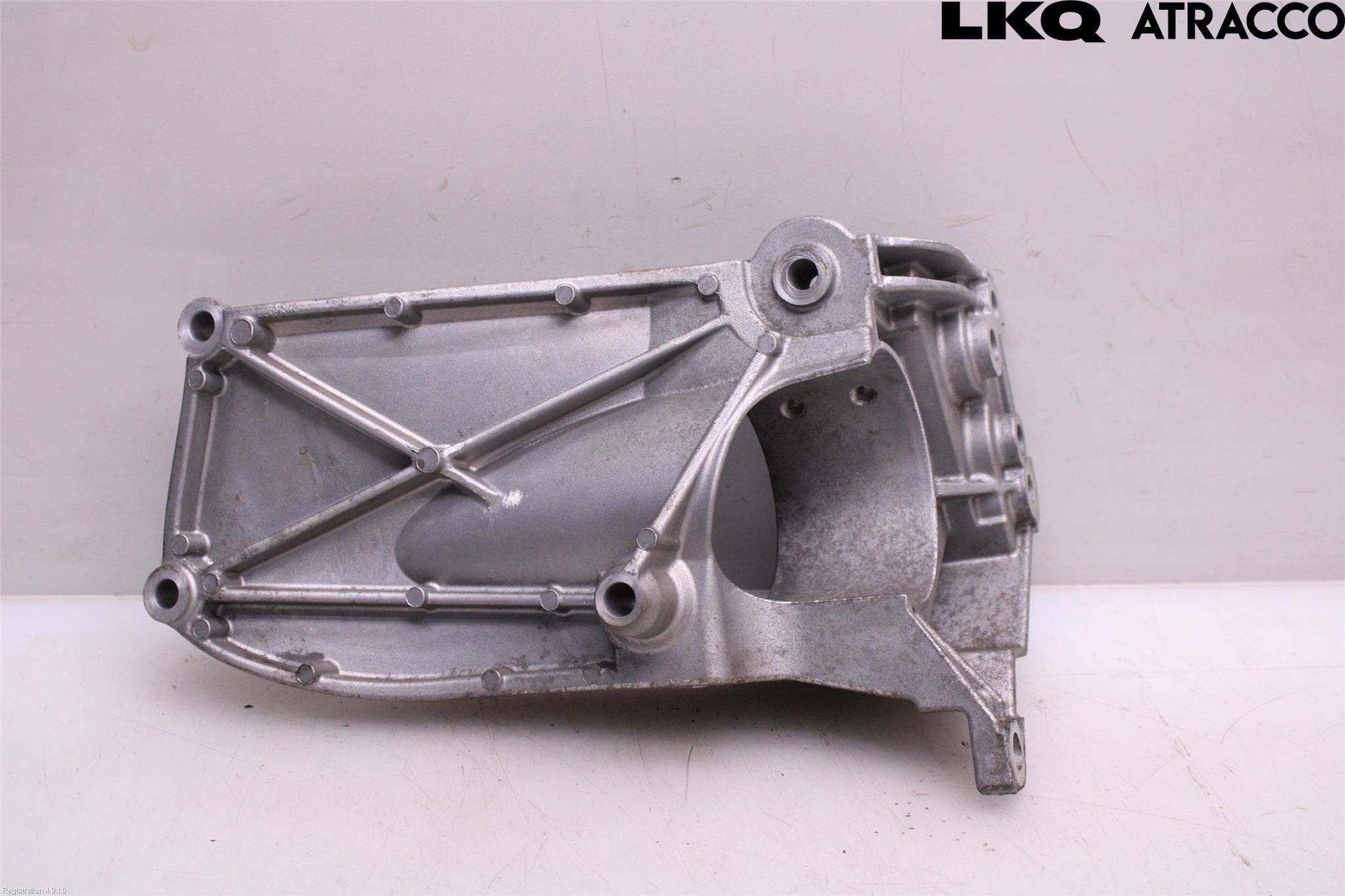 Volvo XC60 18- Motorfäste