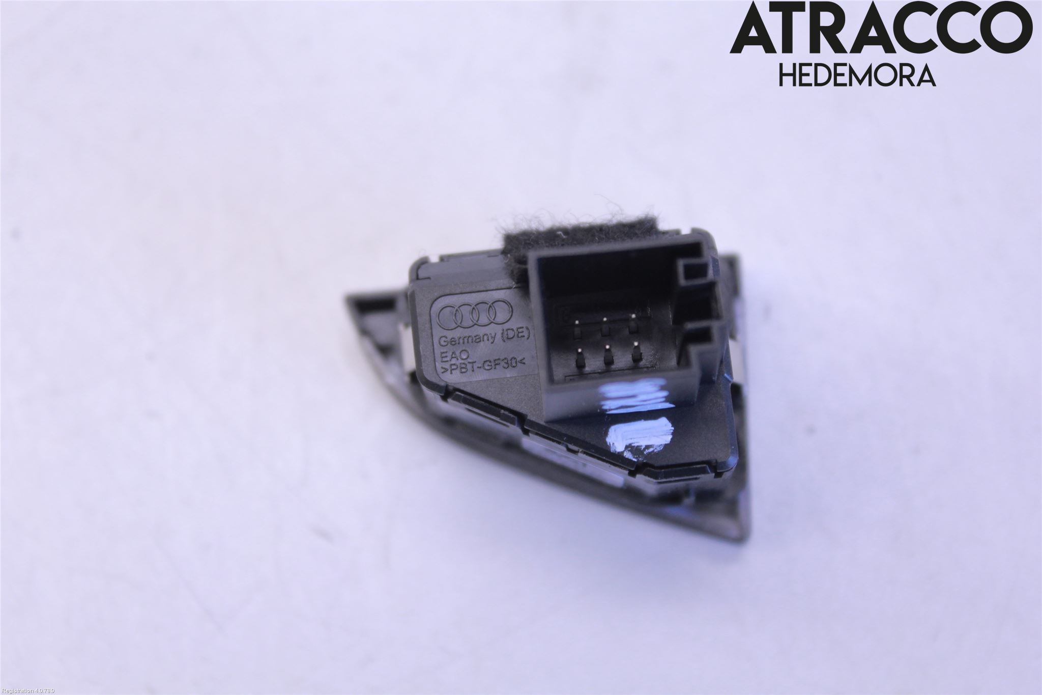 Audi A4/S4 B9 16-19 Strömställare Övrigt